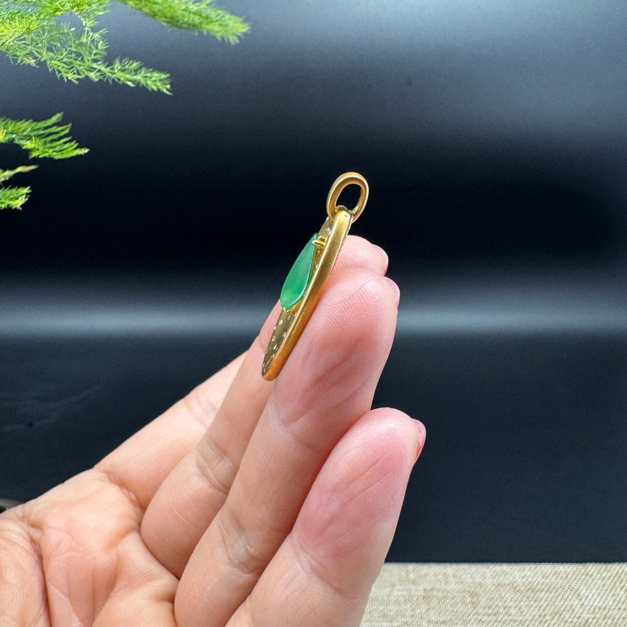 RealJade® "Lucky Polygon Three-Dimensional Jade" Natural Green Jade Diamonds Classic Pendant Necklace