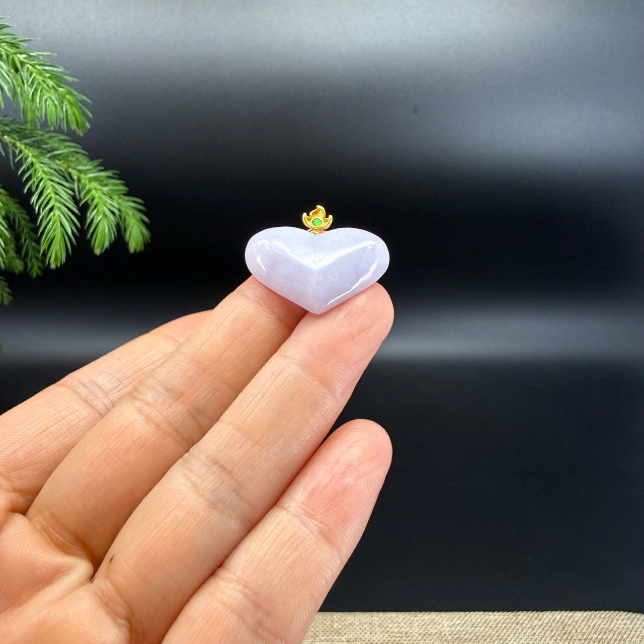 RealJade® Co. 18K Yellow Gold Genuine Burmese Lavender Jadeite Heart Pendant