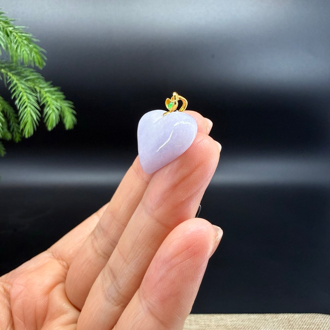 RealJade® Co. 18K Yellow Gold Genuine Burmese Lavender Jadeite Heart Pendant