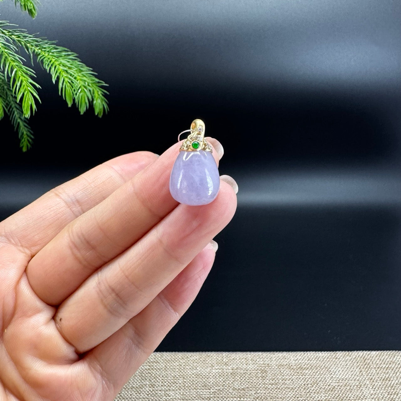 18k Yellow Gold Genuine Lavender Jadeite Jade Melon Pendant Necklace With Diamonds