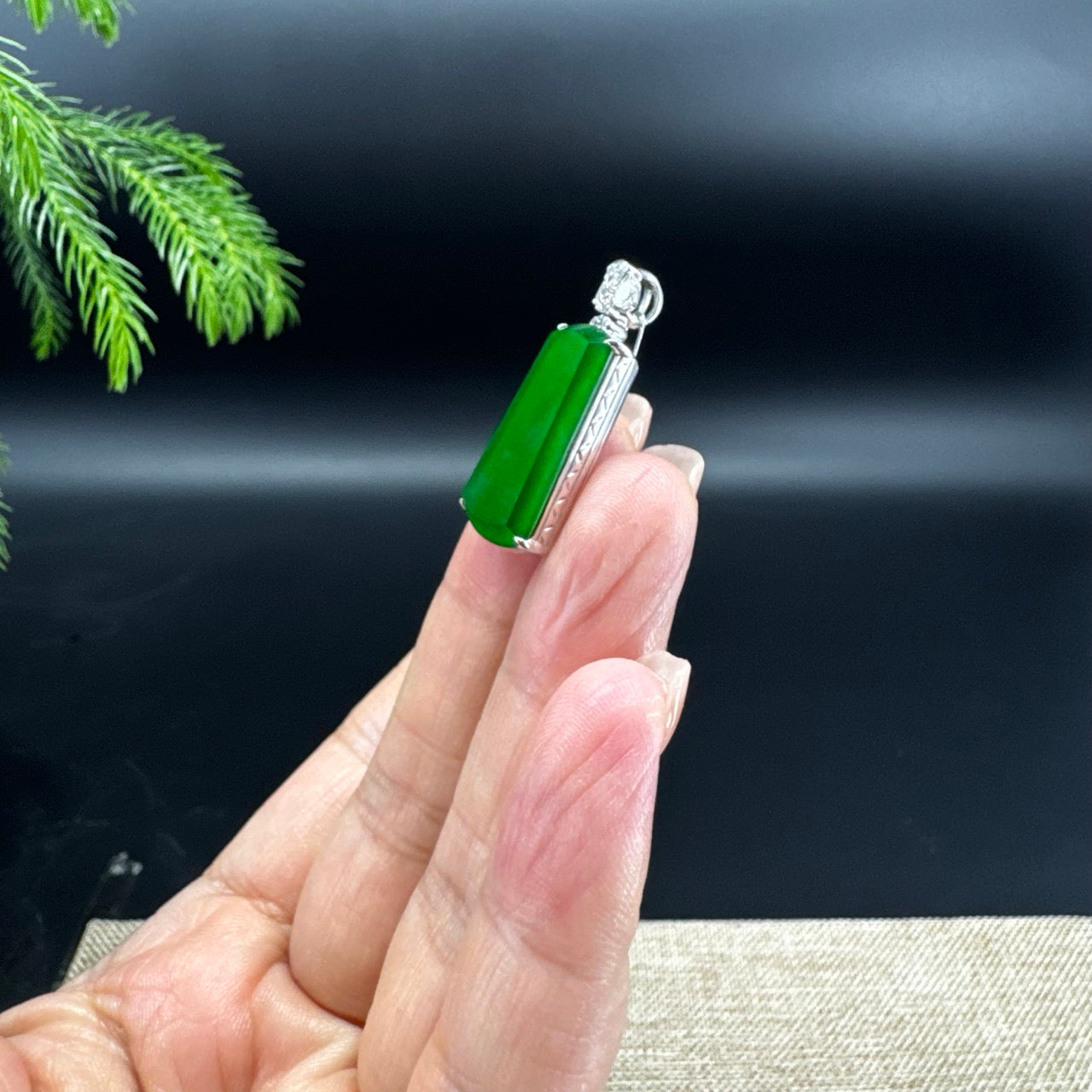 18K White Gold High-End Guatemalan Green Jadeite Jade "Ping An Wu Shi Pai" Necklace with Diamonds