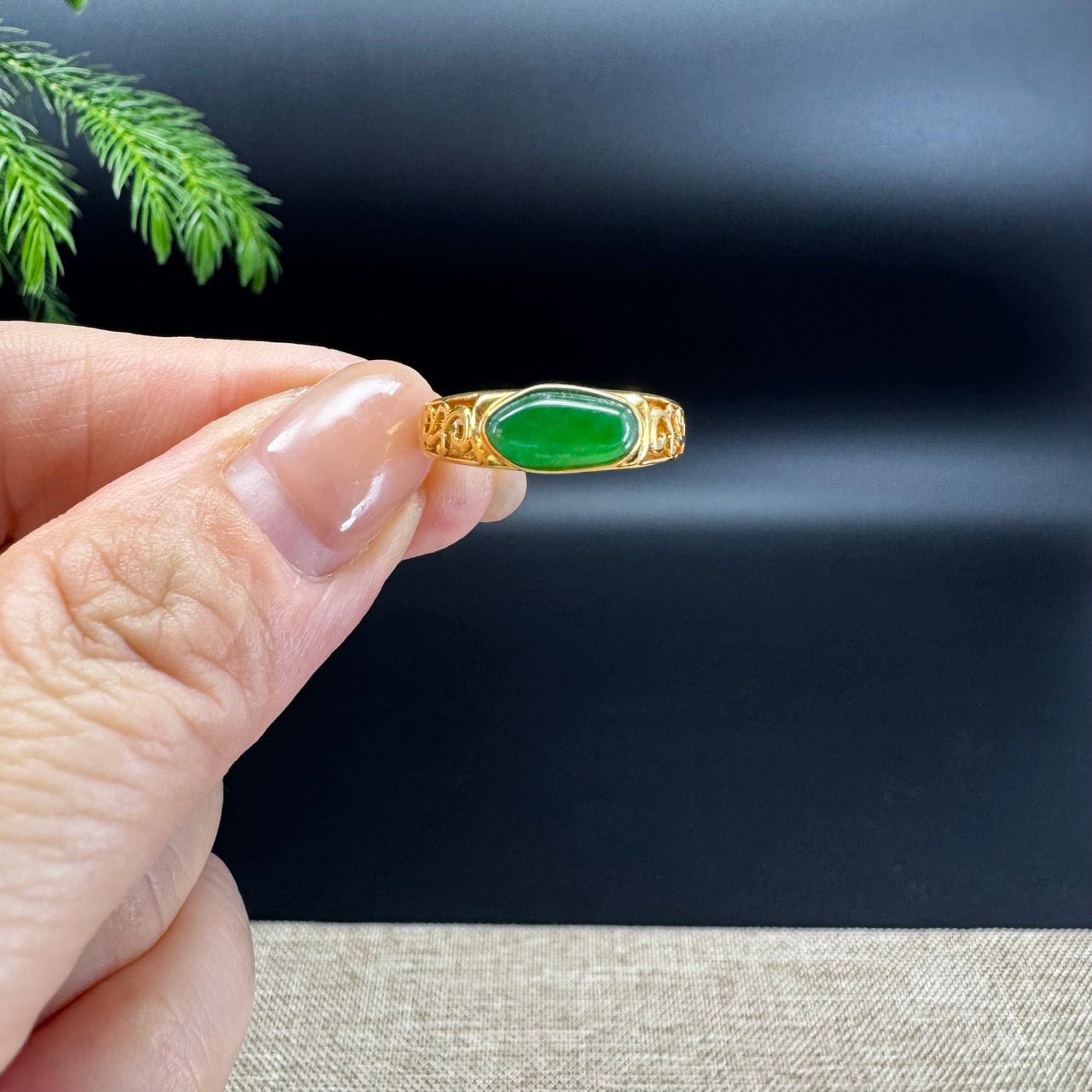 RealJade® 18K Yellow Gold Forest Green Jadeite Jade Freeform Ring