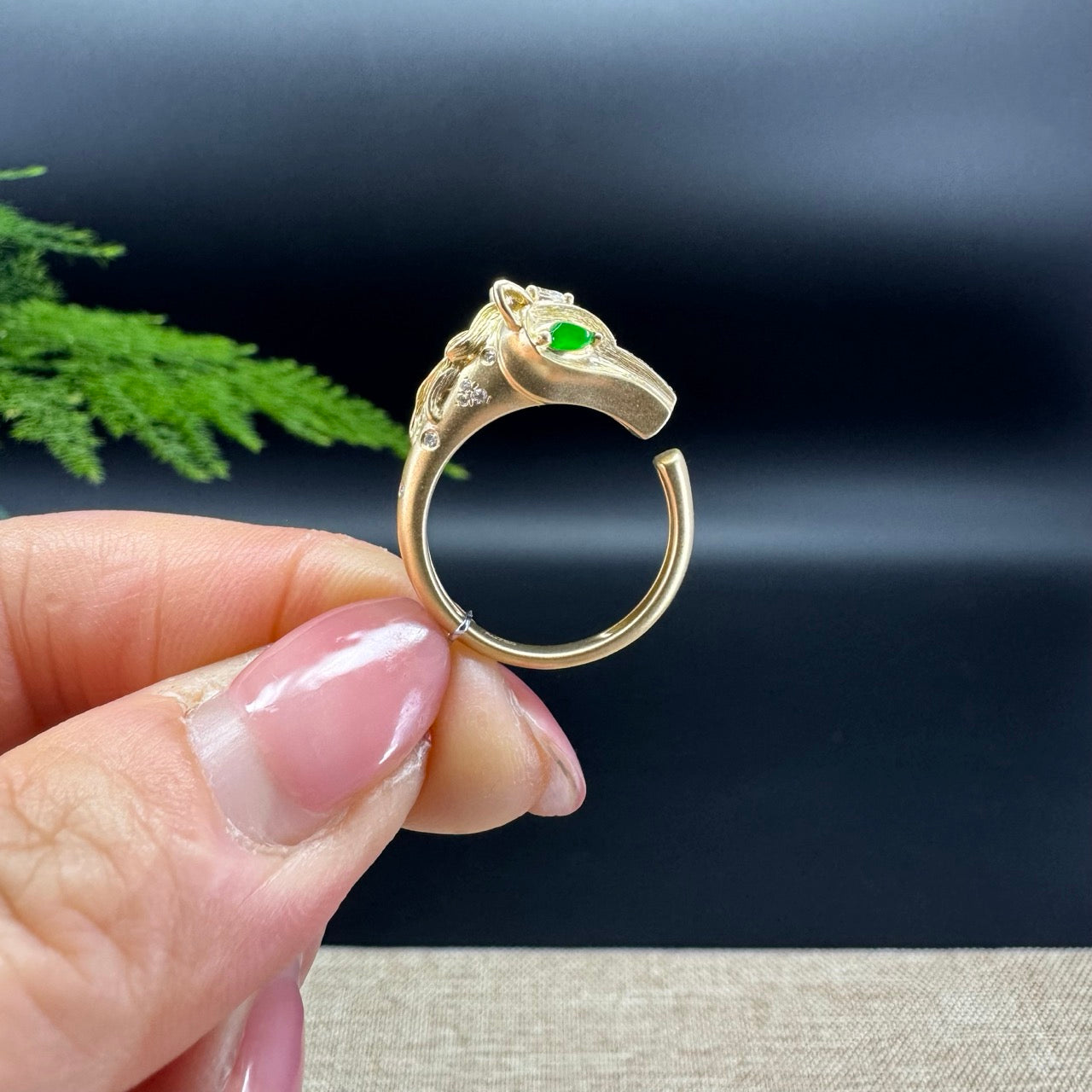 RealJade® 18k Yellow Gold Natural Green Jadeite Horse Ring With Diamonds
