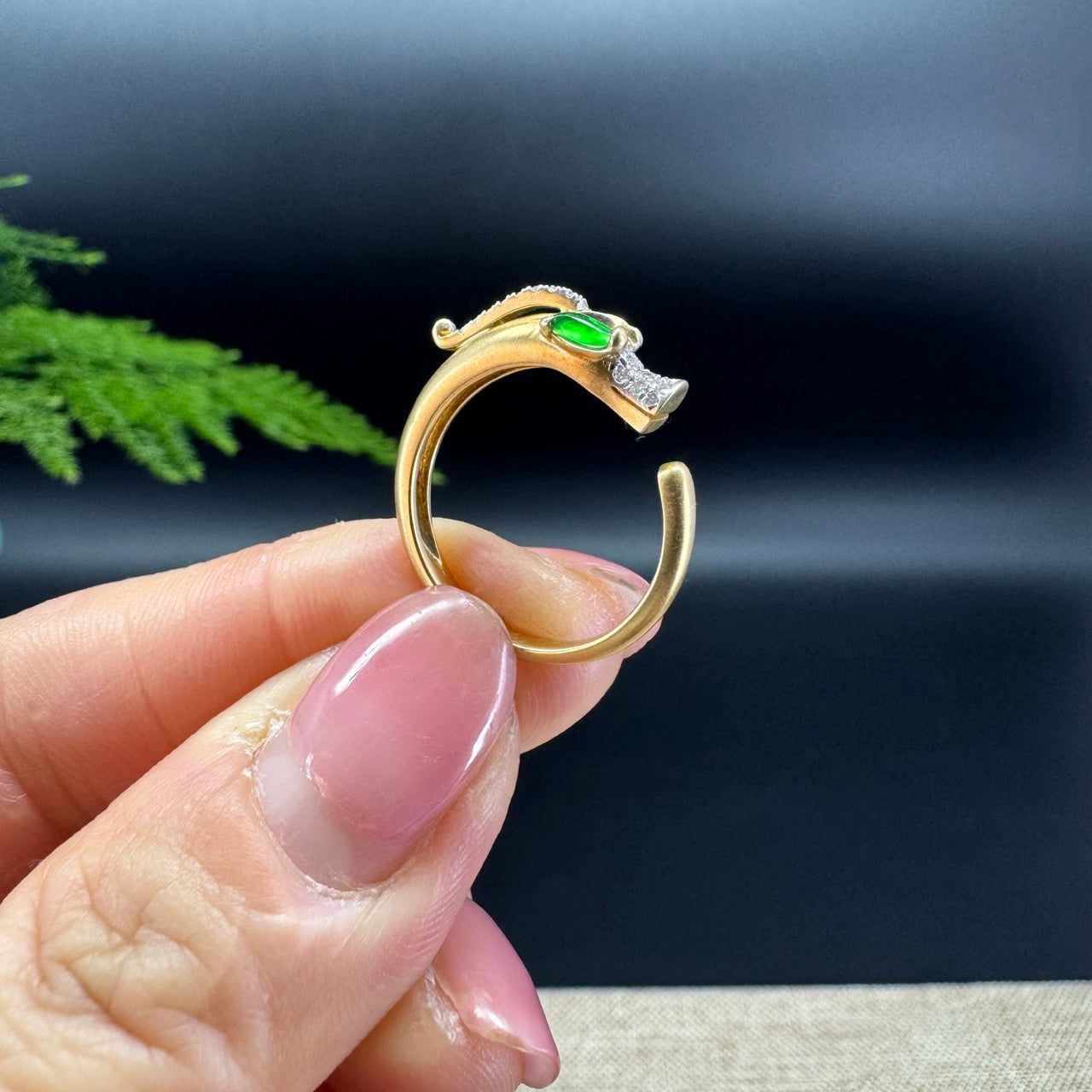 RealJade® 18k Yellow Gold Natural Imperial Green Jadeite Dragon Ring With Diamonds