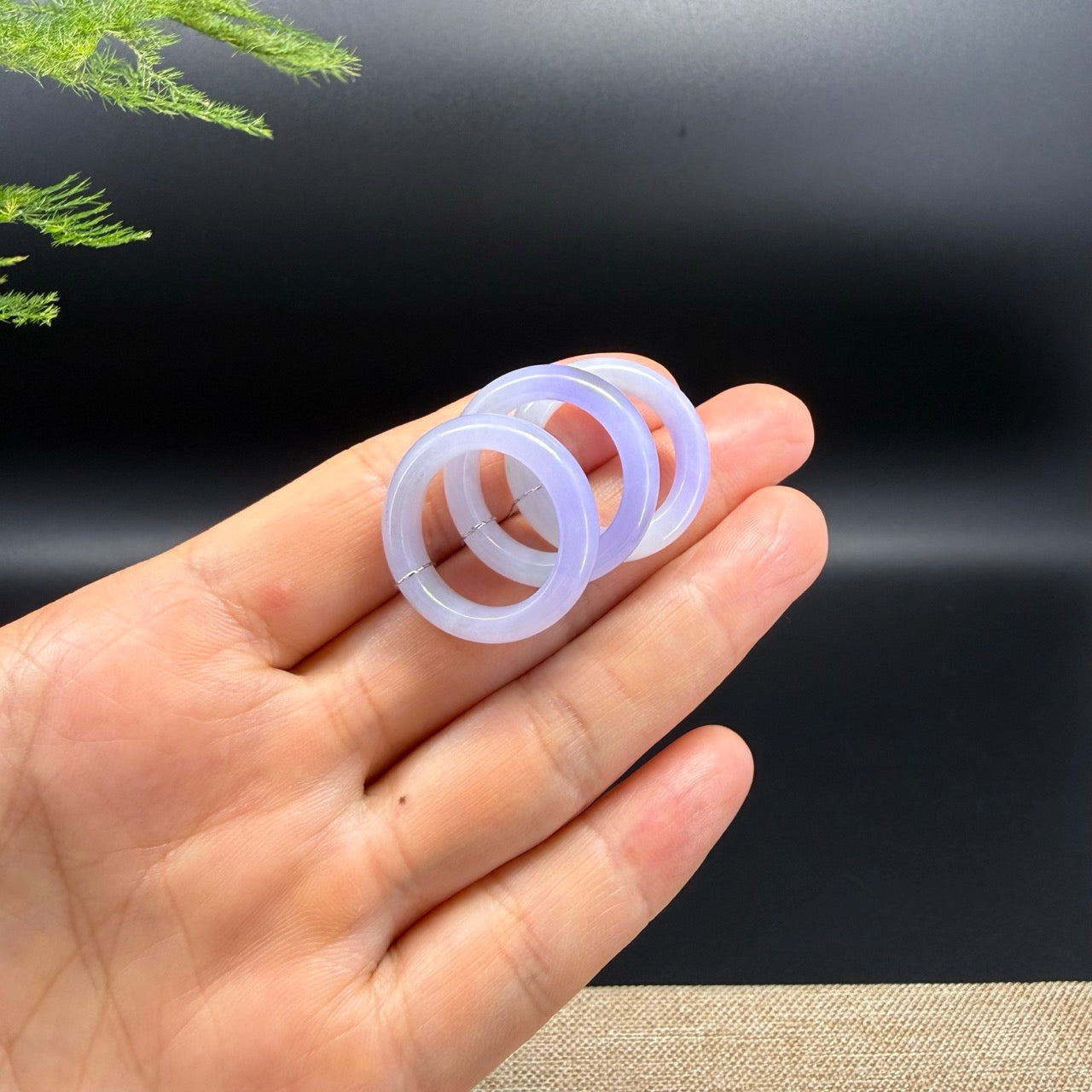 The ring color is icy lavender.