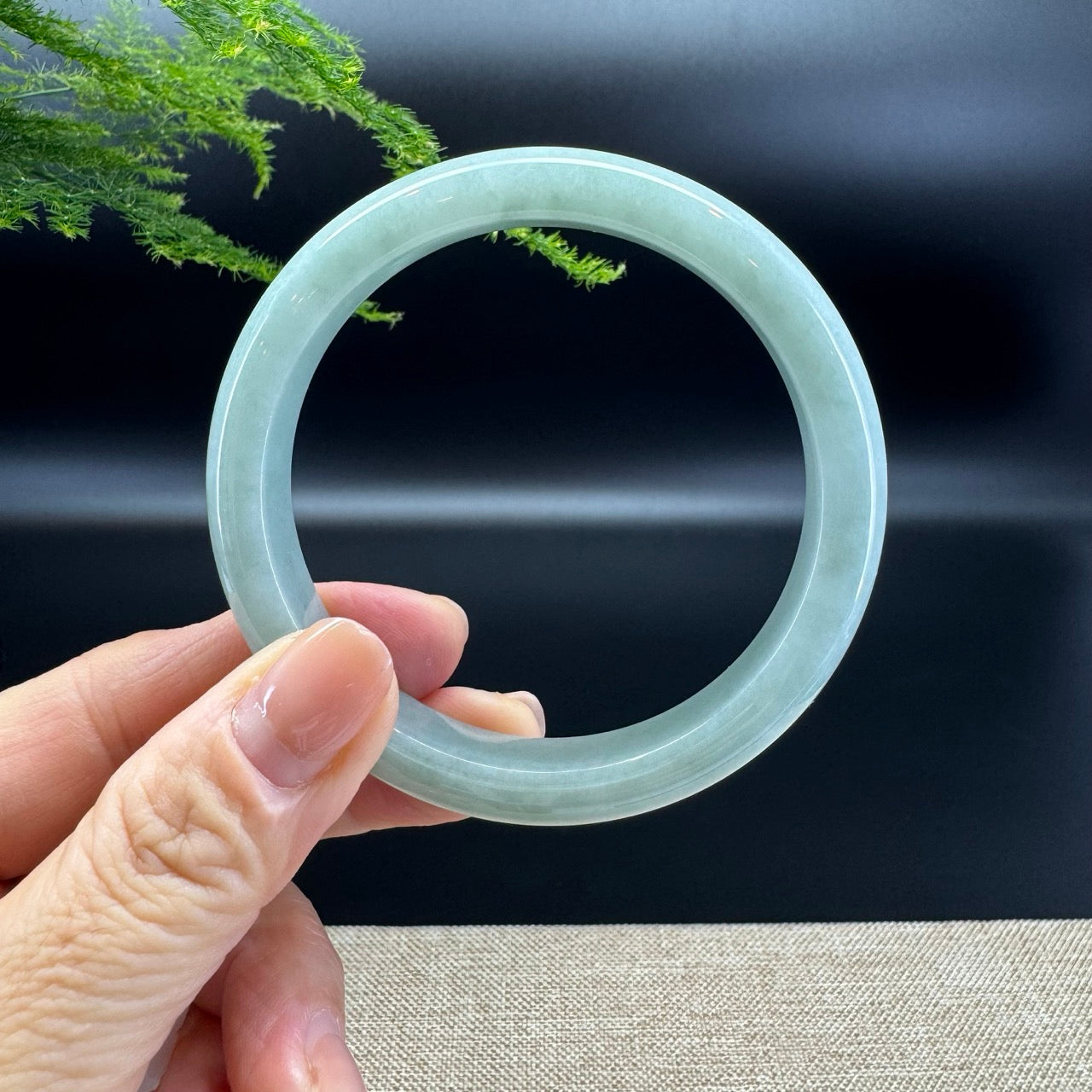 Genuine Burmese Apple Green Jade Jadeite Bangle Bracelet ( 58.4mm )