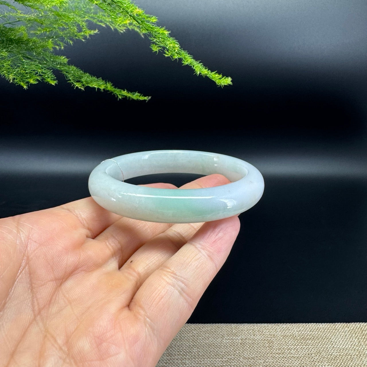 Genuine Burmese Green Jade Jadeite Bangle Bracelet ( 57mm )