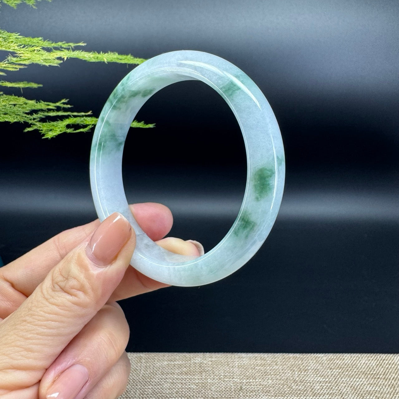 Genuine Burmese Green Jade Jadeite Bangle Bracelet ( 58mm )