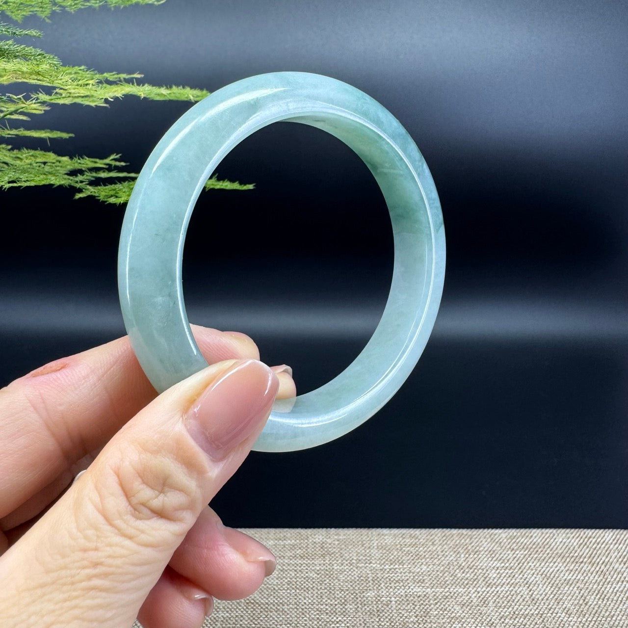 Genuine Burmese Green Jade Jadeite Bangle Bracelet ( 59.3mm )