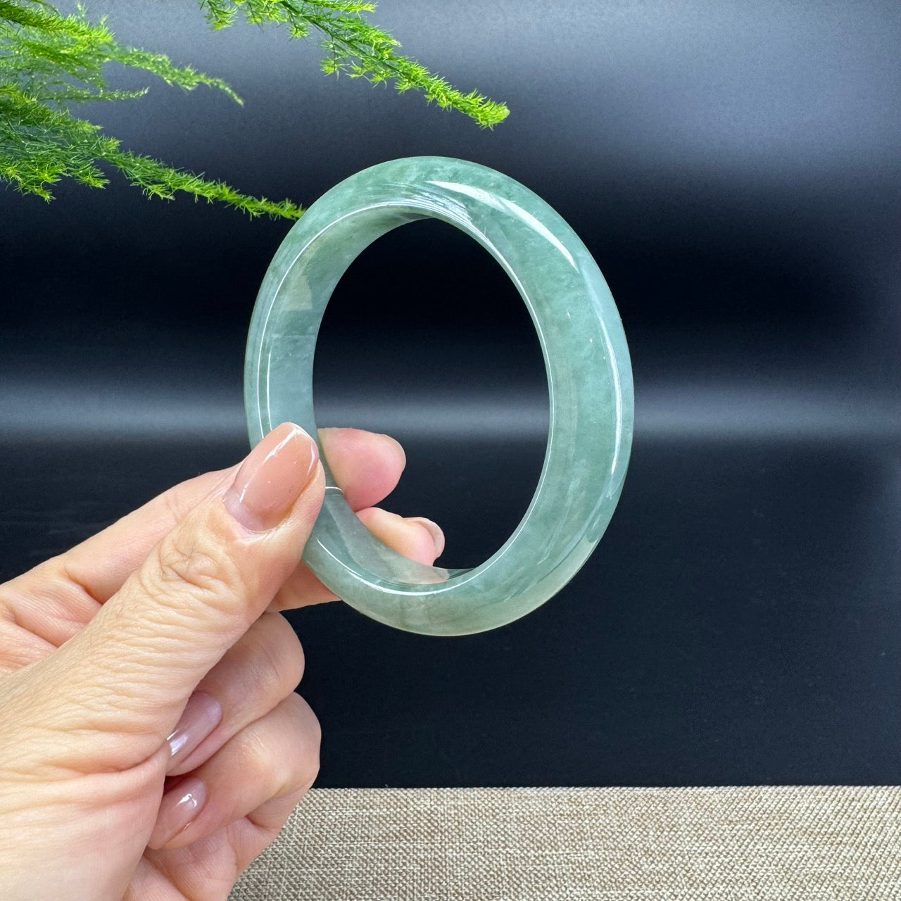 Genuine Burmese Oil Green Jade Jadeite Bangle Bracelet ( 55.5mm )