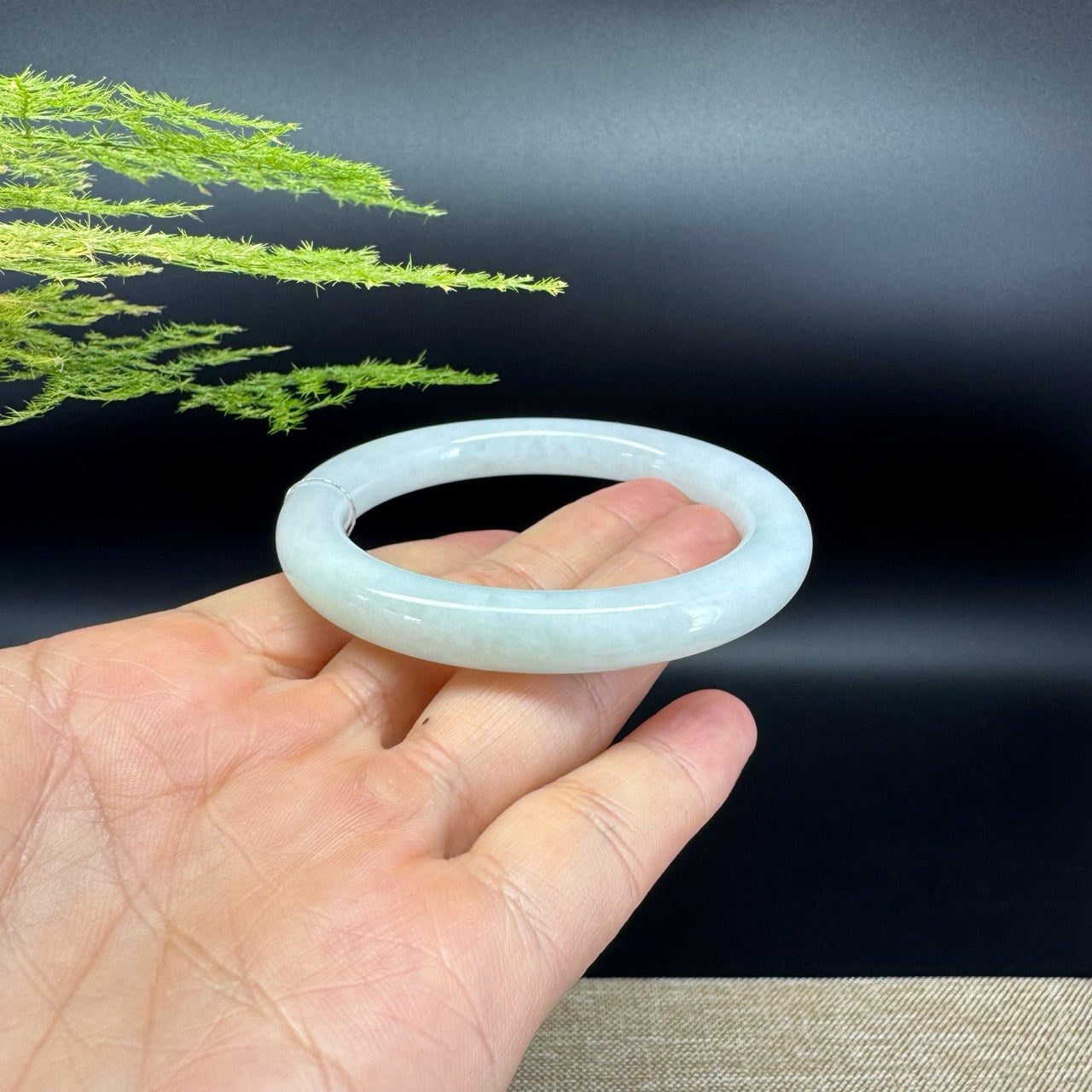 Genuine Burmese Green Jade Jadeite Bangle Bracelet ( 54.9mm )