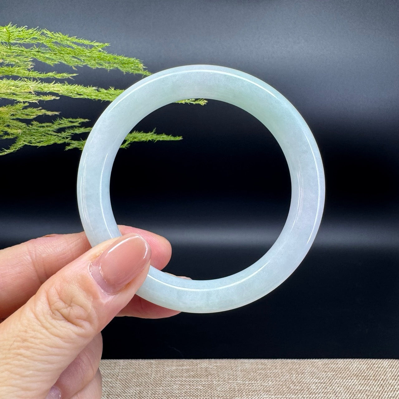 Genuine Burmese Green Jade Jadeite Bangle Bracelet ( 54.6mm )