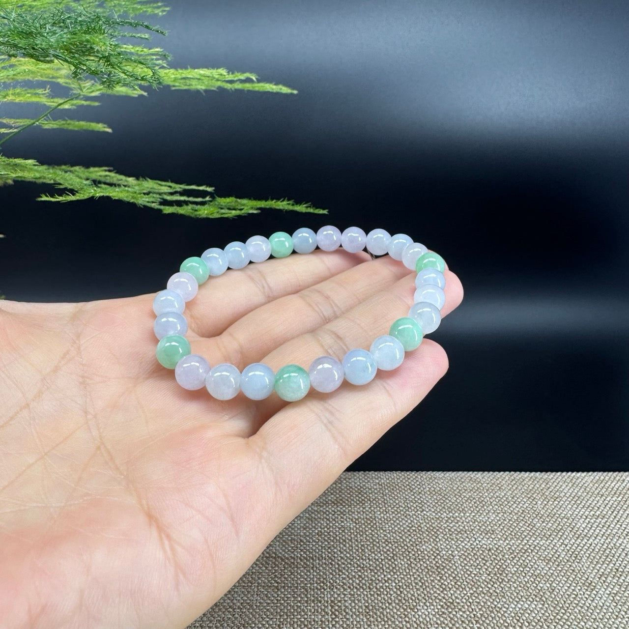 The beads shape of the round.The beads colors are icy lavender green.