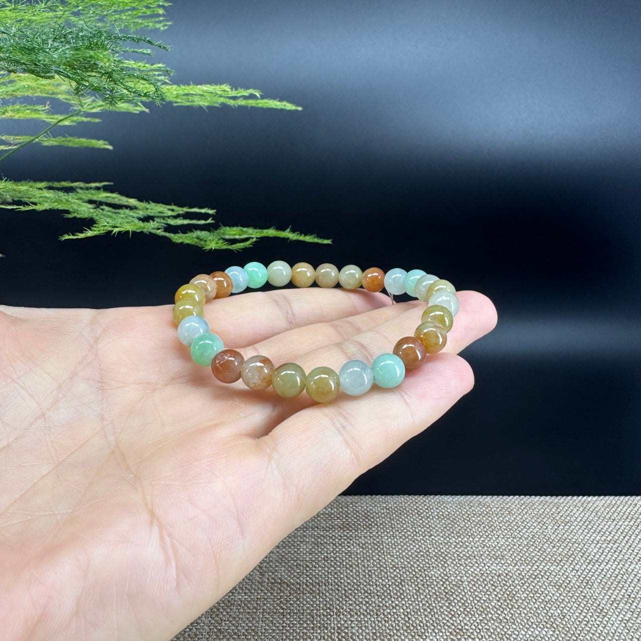 The beads shape of the round.The beads colors are multicolor.