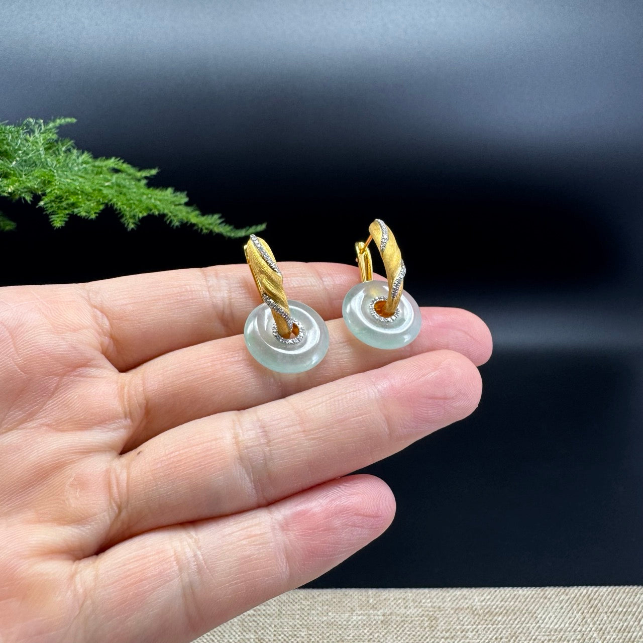 18k Yellow Gold Genuine Icy Green Koukou Jadeite Jade Diamonds Earrings