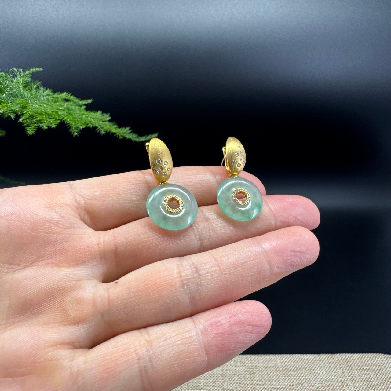 18k Yellow Gold Genuine Icy Green KouKou Jadeite Jade Diamonds Earrings