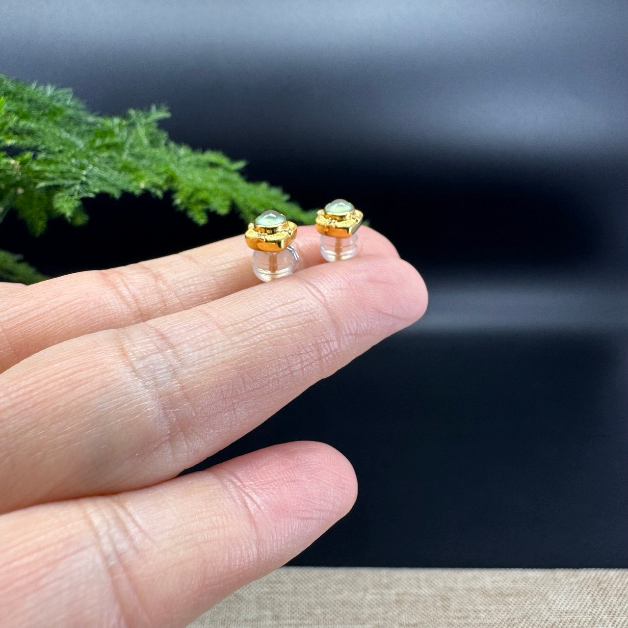 RealJade® 18k Yellow Gold Apple Green Jadeite Jade Oval Stud Earrings with Diamonds