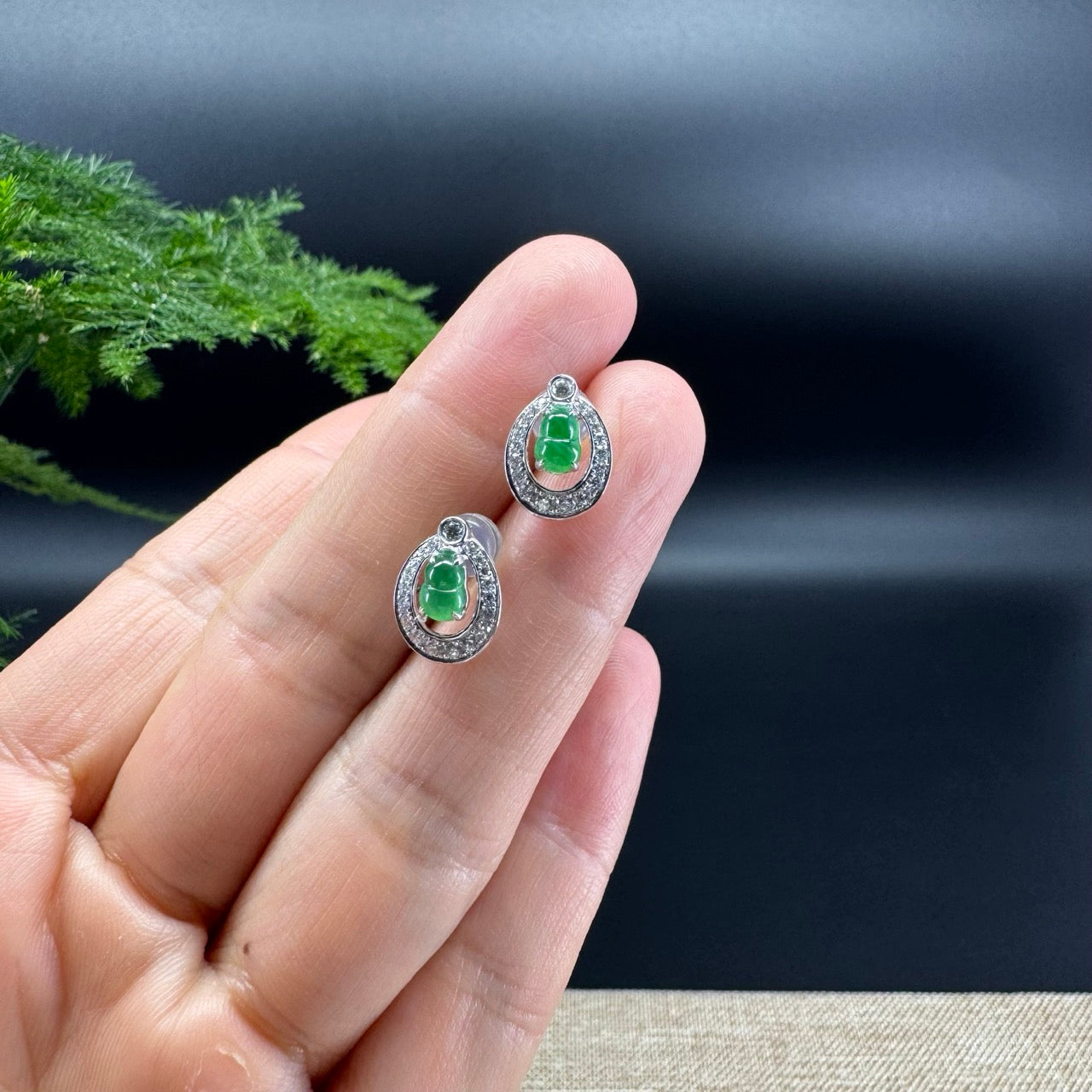 RealJade® 18k White Gold Real Imperial Green Jadeite Jade Hulu Stud Earrings with Diamonds