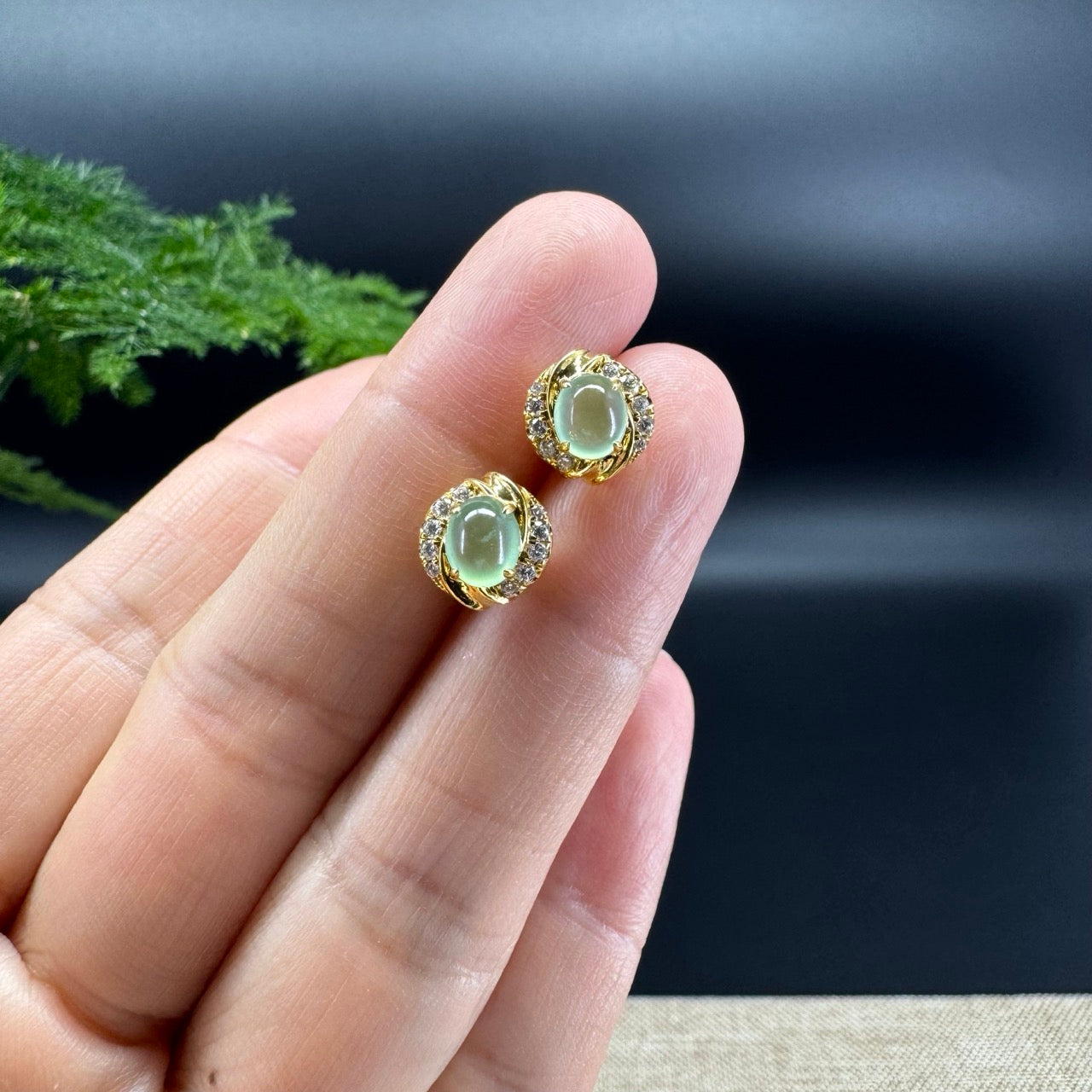 RealJade® 18k Yellow Gold Apple Green Jadeite Jade Oval Stud Earrings With Diamonds
