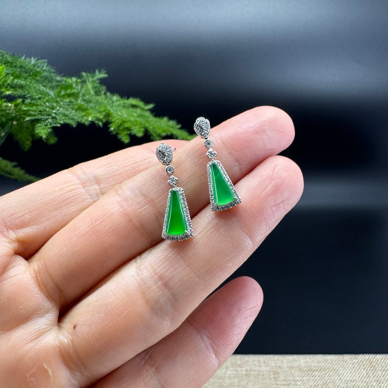 18k White Gold Genuine Imperial Green Jadeite Jade Stud Earrings With Diamonds