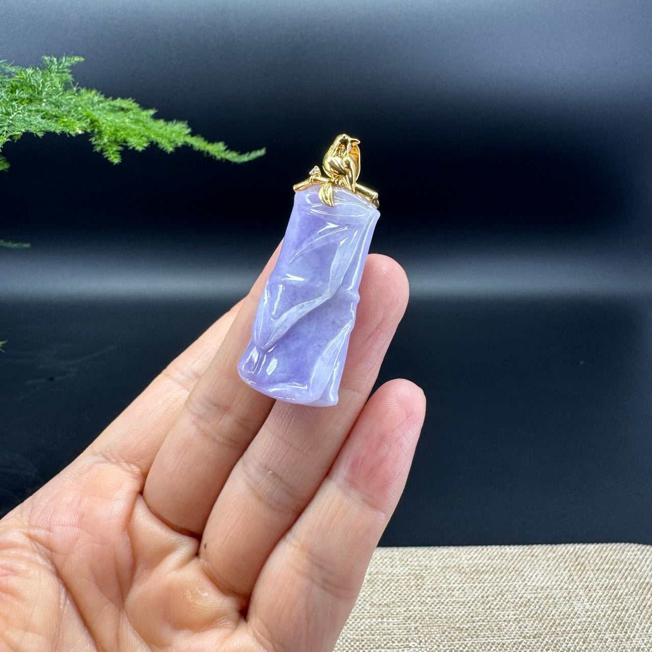 18k Yellow Gold Genuine Burmese Jadeite Bamboo Pendant Necklace