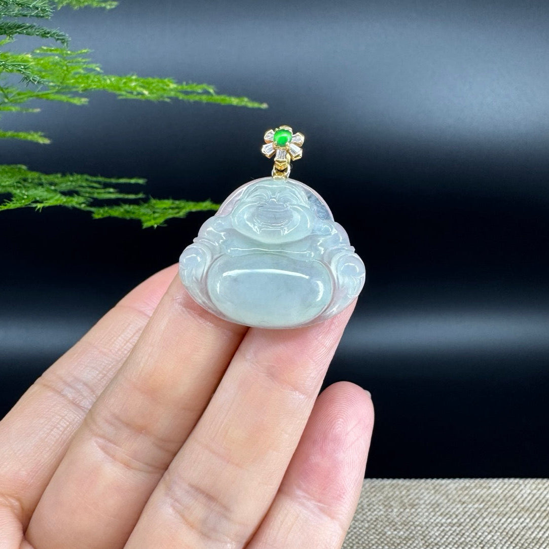 The pendant shape of the buddha.The pendant color is icy green.