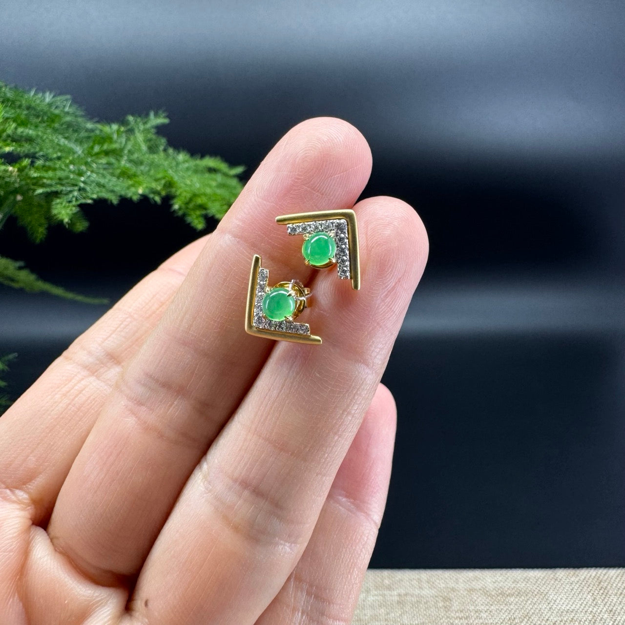 RealJade® 18k Yellow Gold Green Jadeite Jade Stud Earrings with Diamonds