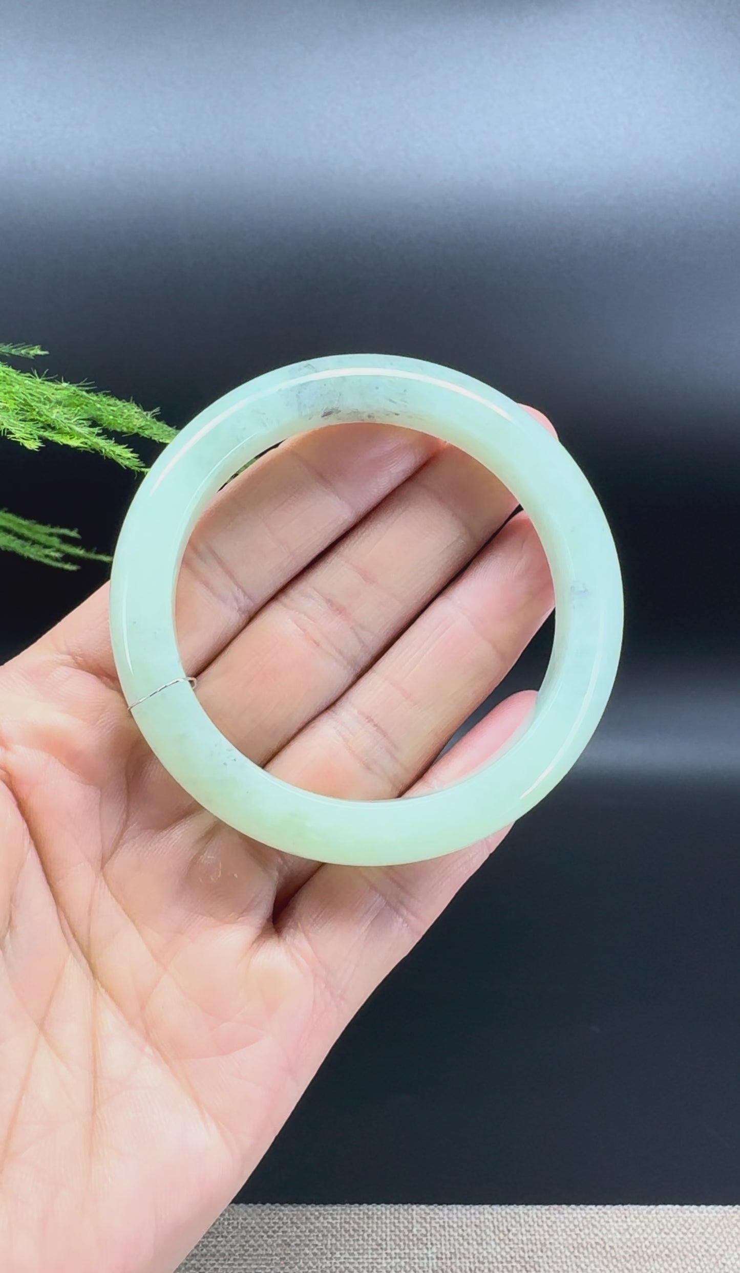 Load and play video in Gallery viewer, Genuine Burmese Green Black Jade Jadeite Bangle Bracelet (52.5mm)
