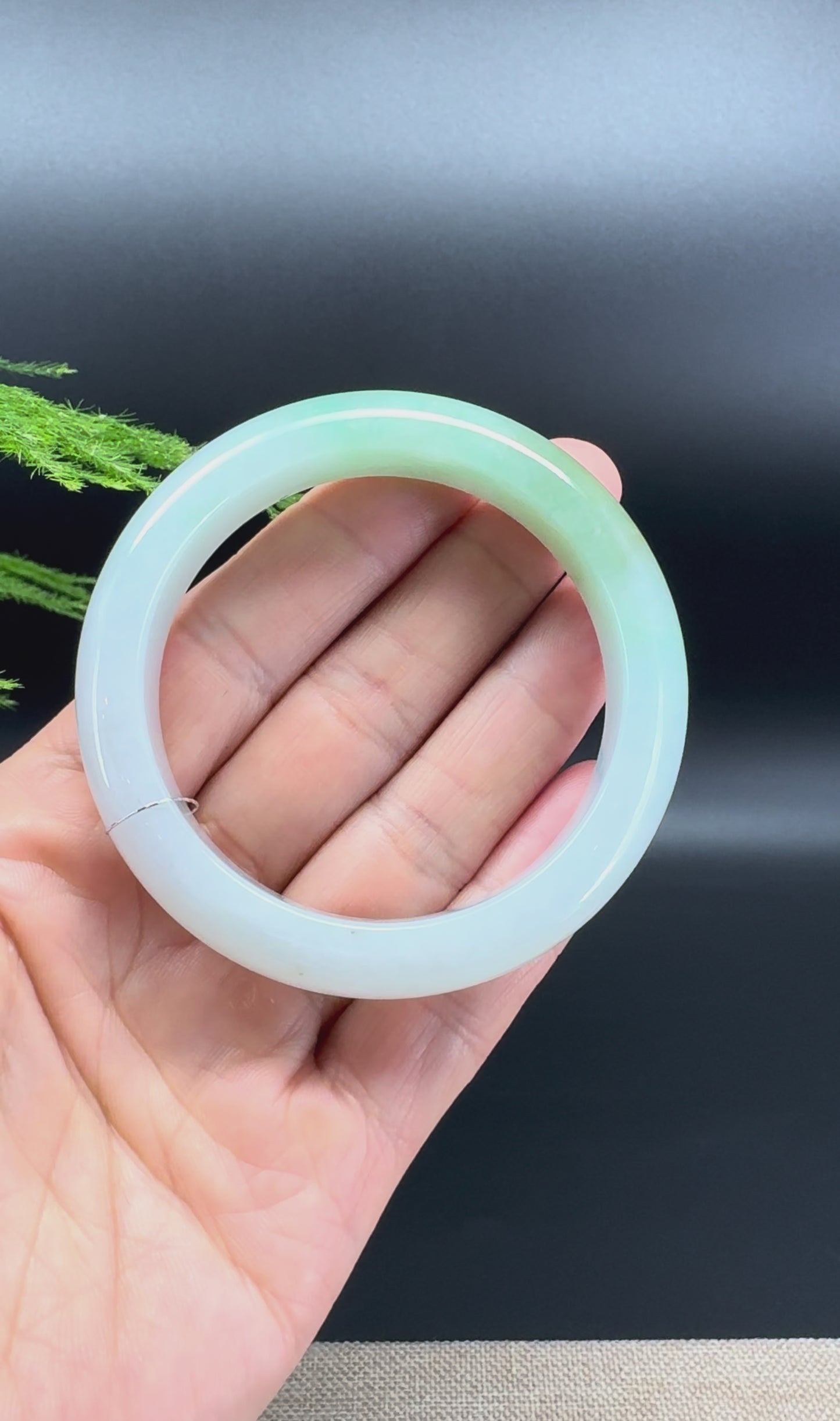 Load and play video in Gallery viewer, Genuine Burmese Yellow Green Jade Jadeite Bangle Bracelet ( 53.6mm )
