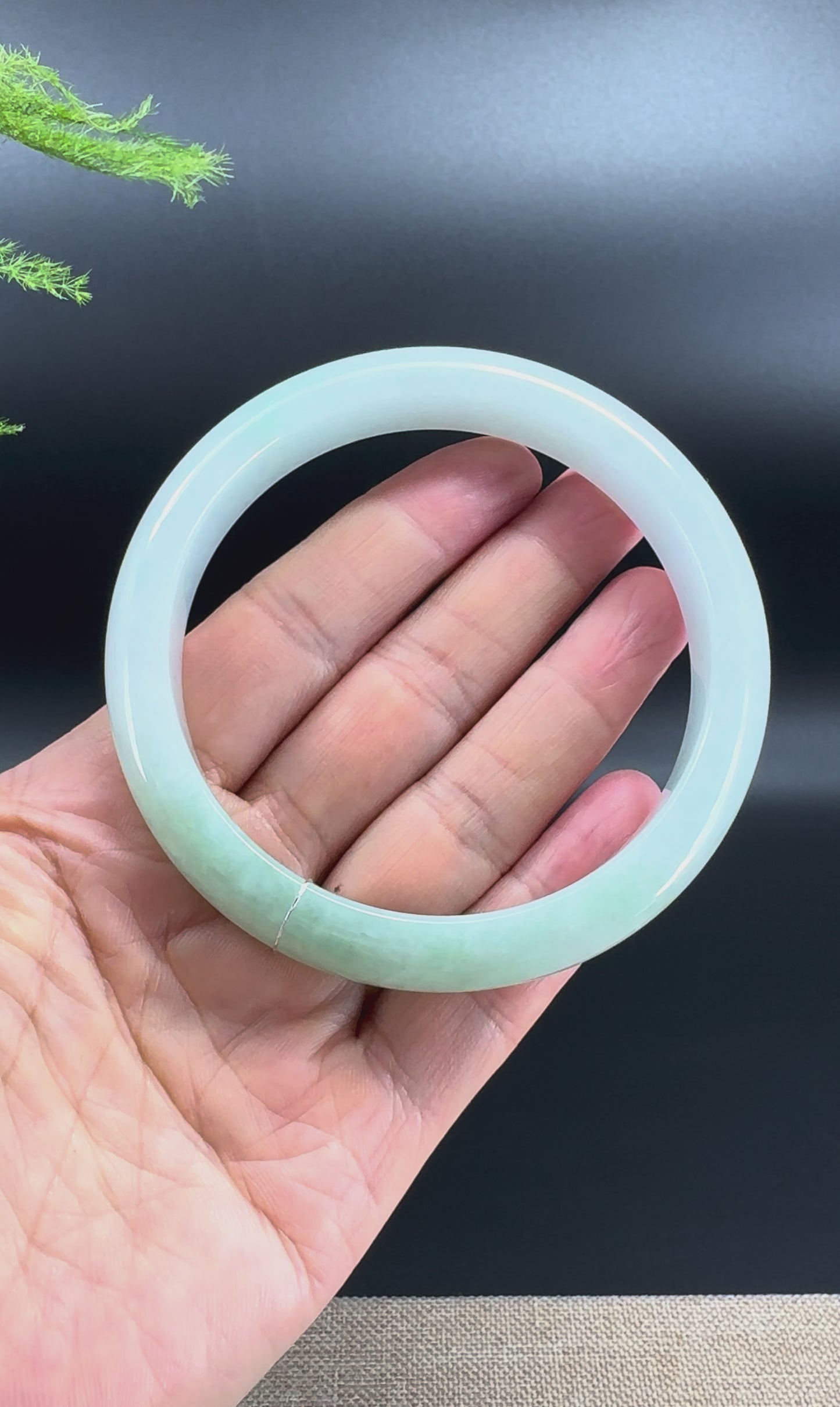 Load and play video in Gallery viewer, Genuine Burmese Green Jadeite Jade Bangle Bracelet (66.3mm)
