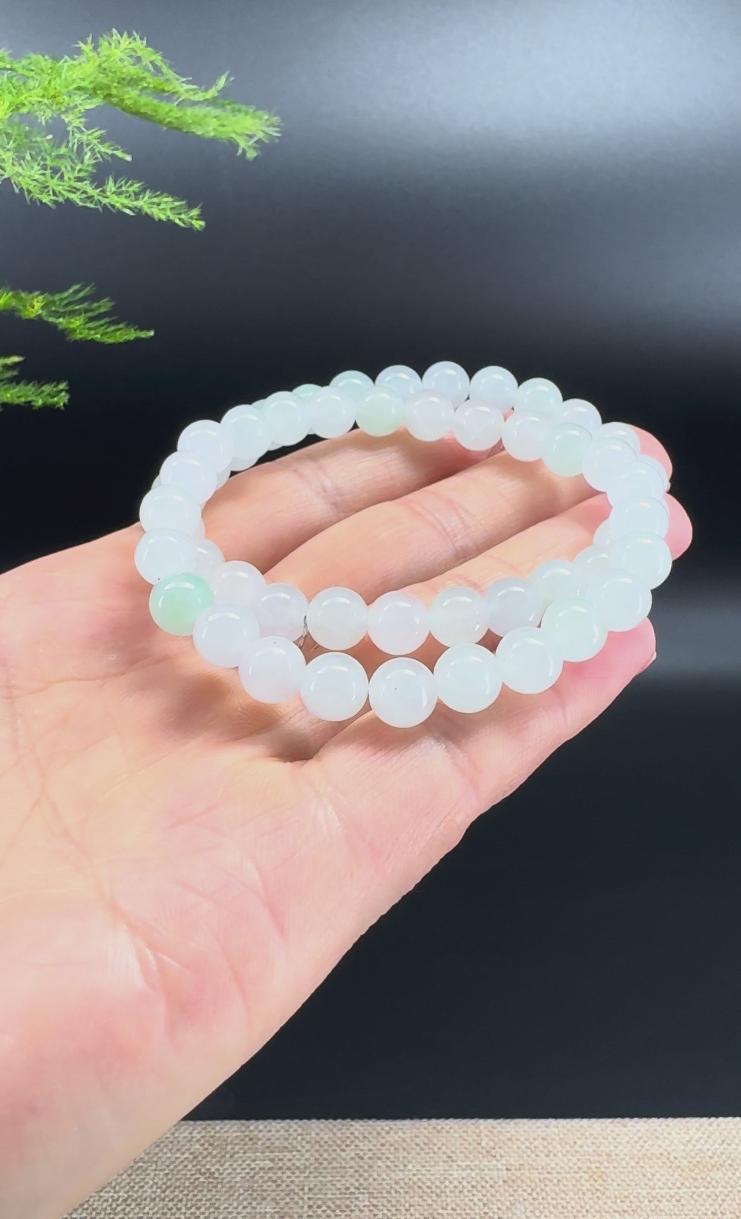 Load and play video in Gallery viewer, RealJade® Co. Genuine Jadeite Jade Round Icy Green  Beads Bracelet (7.3 mm)
