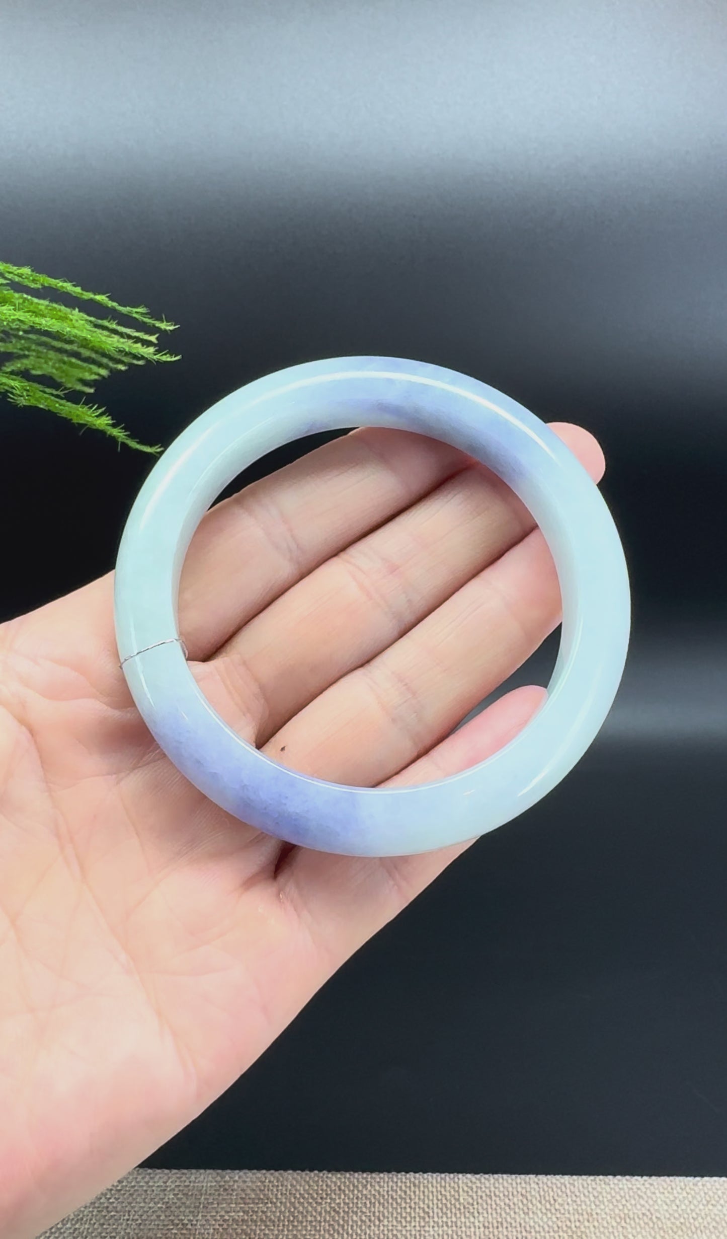 Load and play video in Gallery viewer, Genuine Burmese Blue Berry Jadeite Jade Bangle Bracelet (57.6mm)

