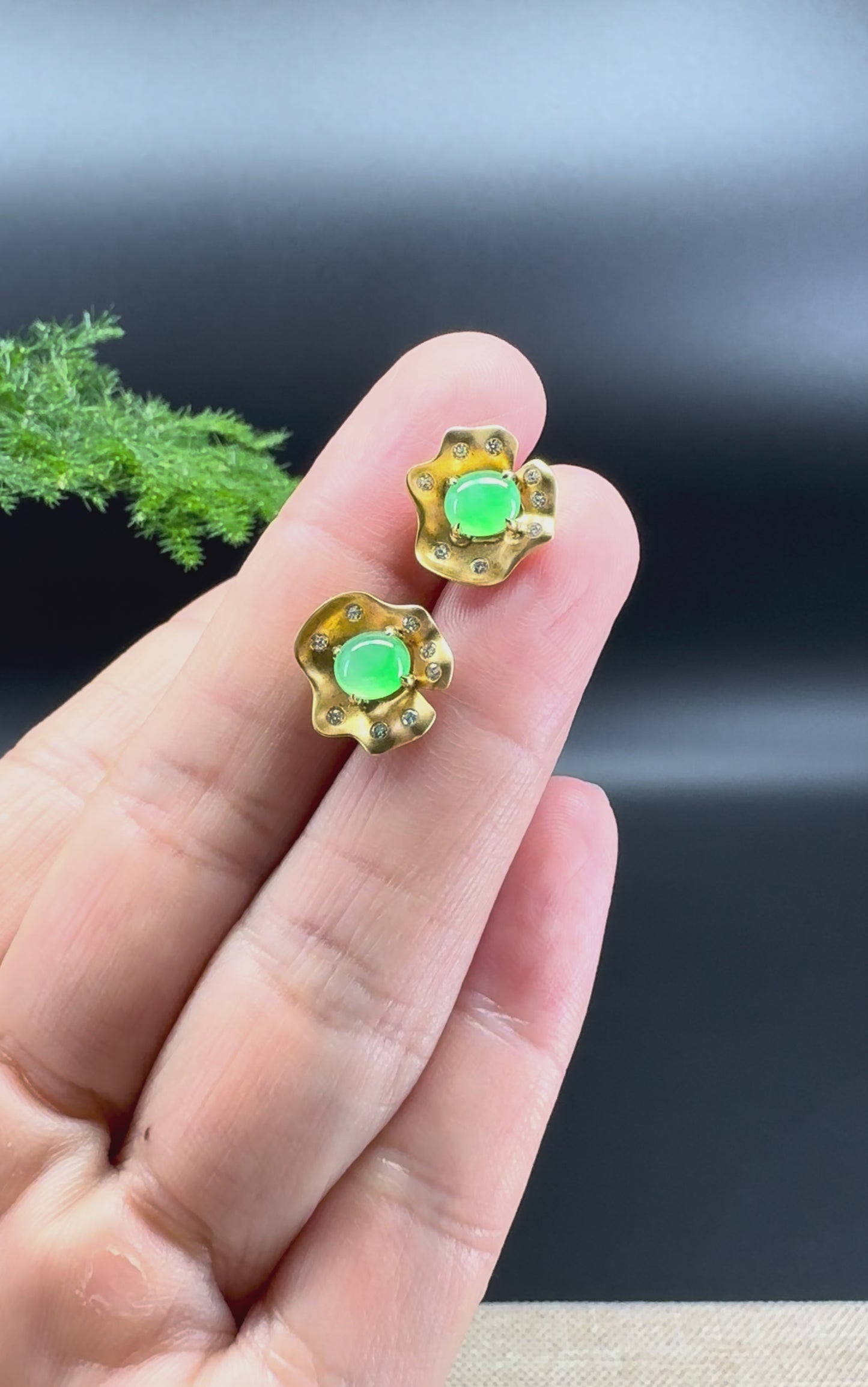 Load and play video in Gallery viewer, 18k Yellow Gold Green Jadeite Jade &amp;#39;Lotus Leaf&amp;#39; Stud Earrings with Diamonds

