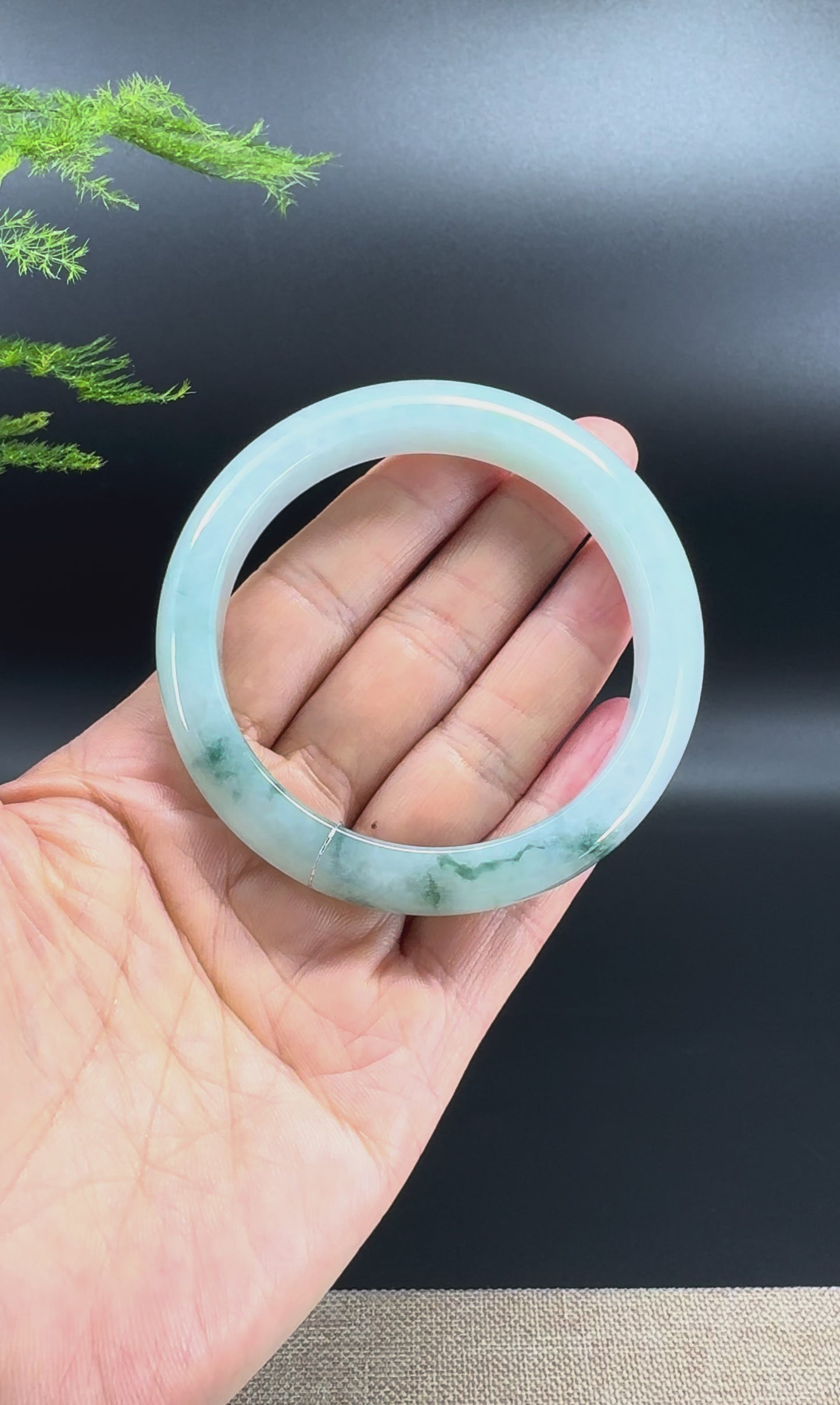 Load and play video in Gallery viewer, Genuine Burmese Green  Flower Jade Jadeite Bangle Bracelet (58.2mm)

