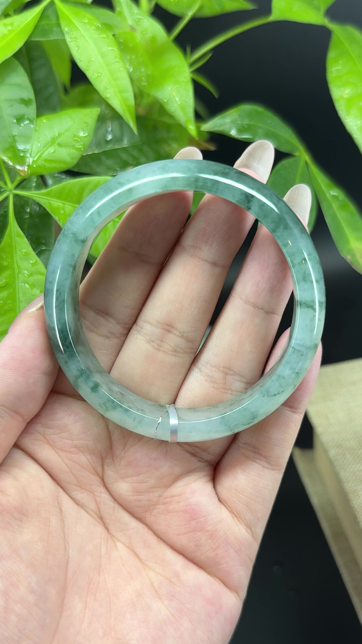 Load and play video in Gallery viewer, Genuine Burmese Icy Green Jade Jadeite Bangle Bracelet (55.4mm)
