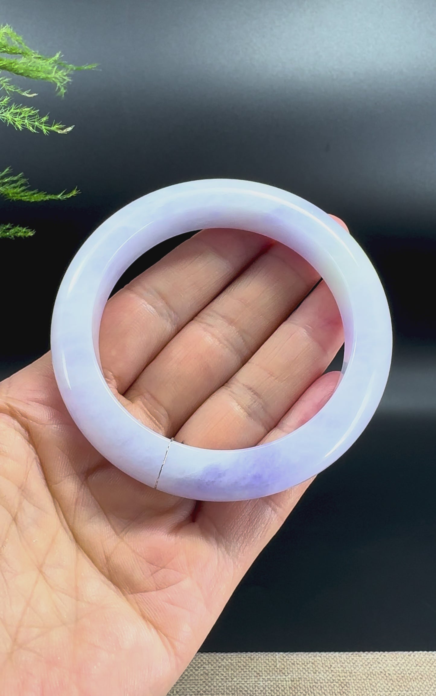 Load and play video in Gallery viewer, Genuine Burmese Lavender Jade Jadeite Bangle Bracelet (57.7mm)
