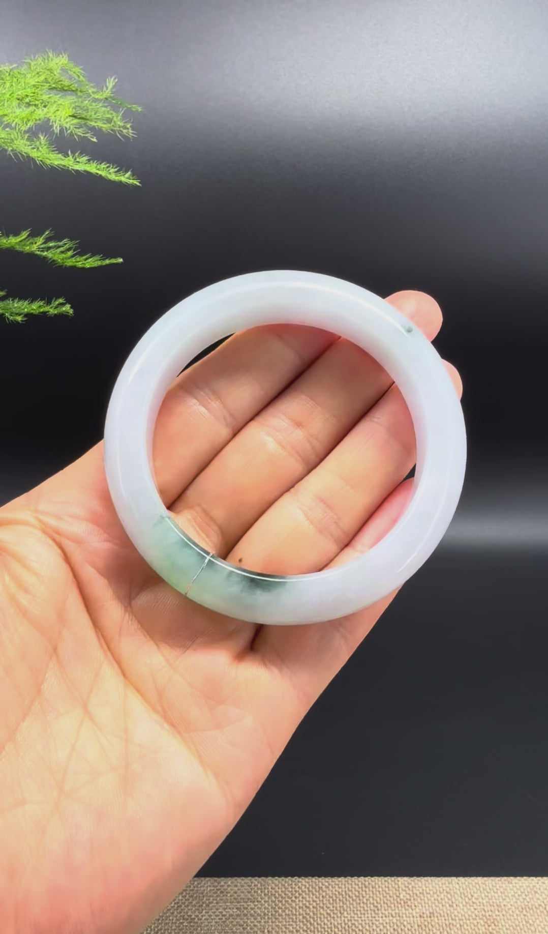 Load and play video in Gallery viewer, Genuine Burmese White Green Jade Jadeite Bangle Bracelet ( 53.4mm )
