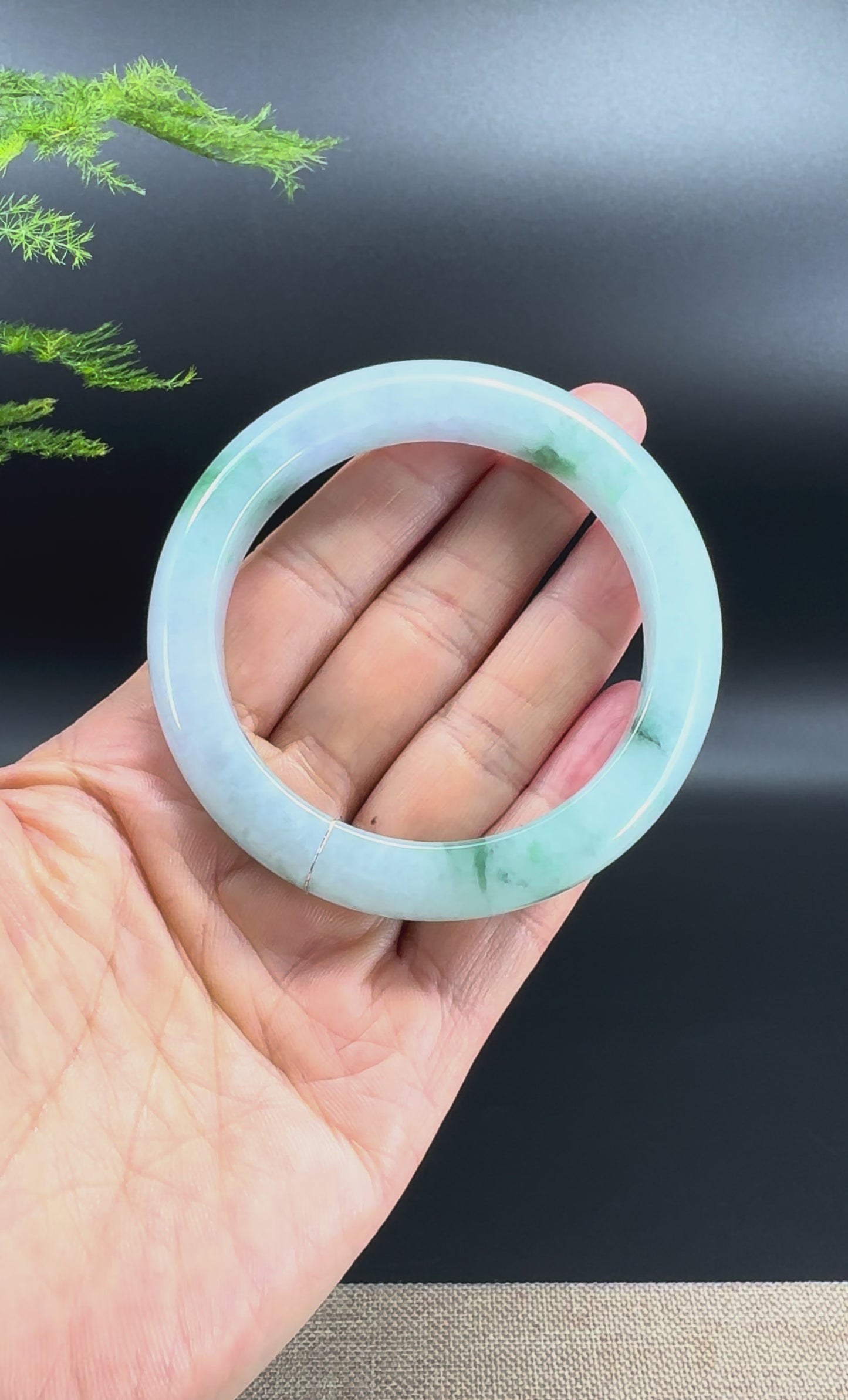 Load and play video in Gallery viewer, Genuine Burmese Green lavender Jade Jadeite Bangle Bracelet ( 56.4mm )
