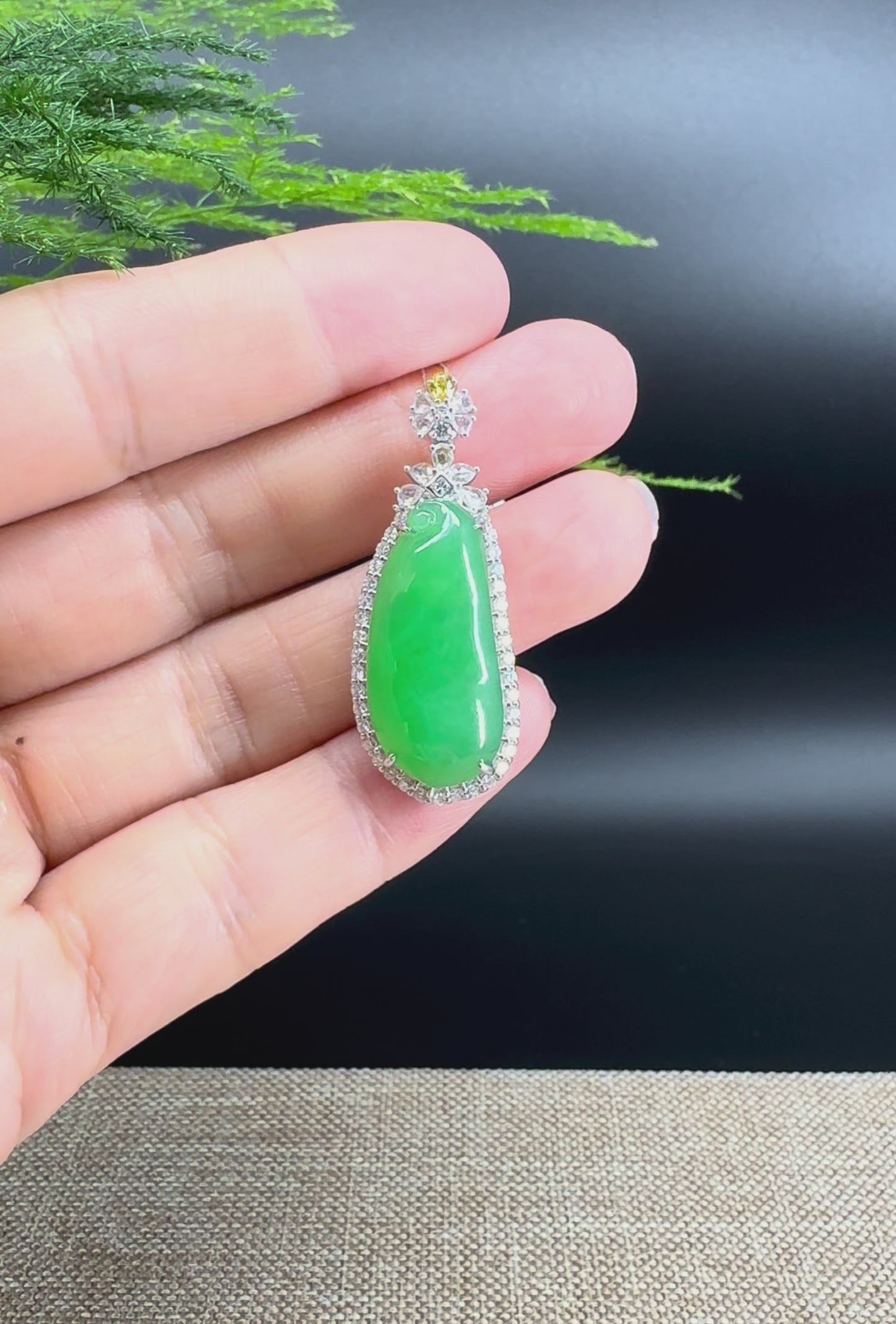 RealJade® Co. Genuine Burmese Green Jadeite Jade Fu Dou Pendant with 18k White Gold Diamond Bail