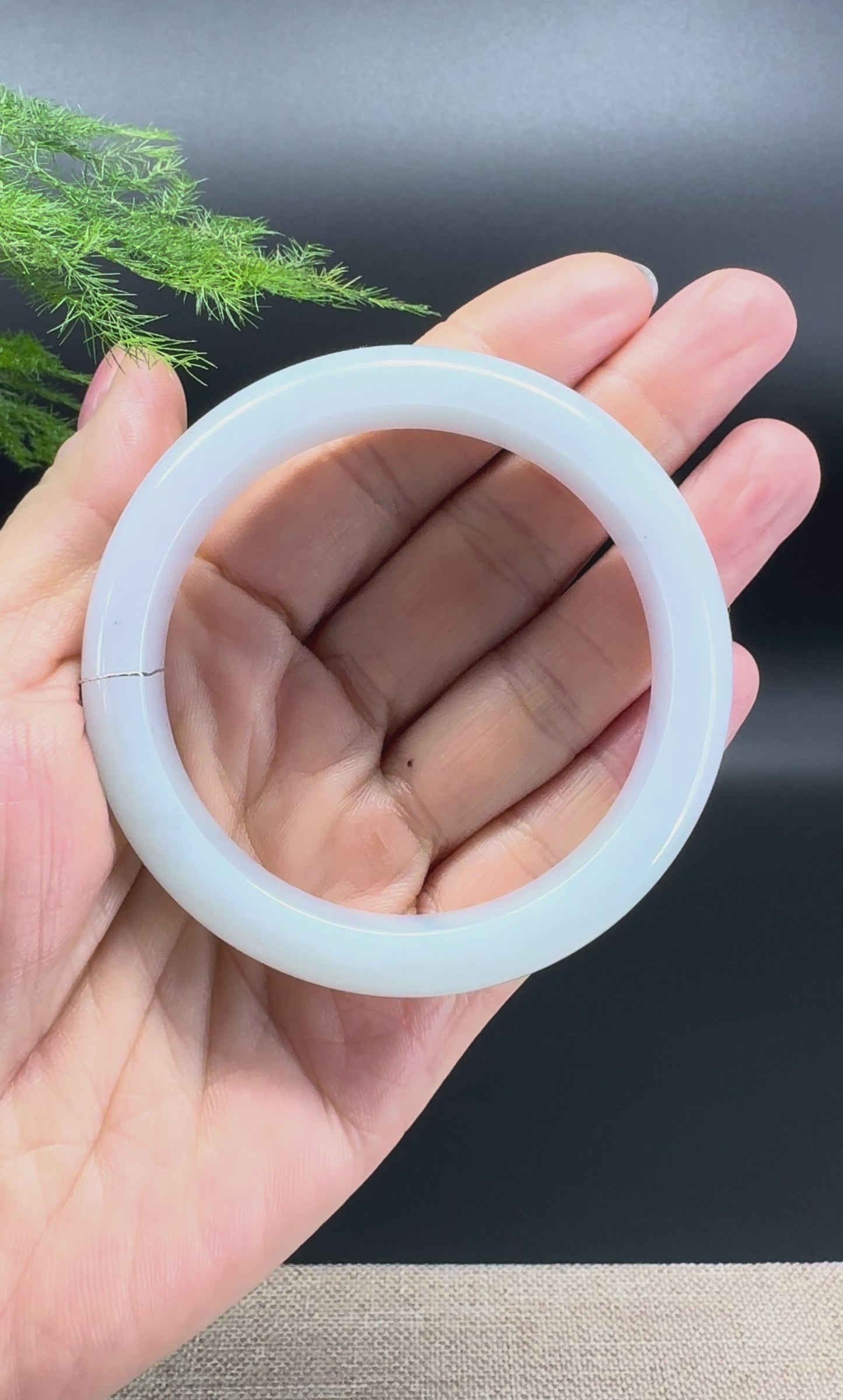 Load and play video in Gallery viewer, Genuine Burmese Lavender Green Jade Jadeite Bangle Bracelet ( 55.9mm )
