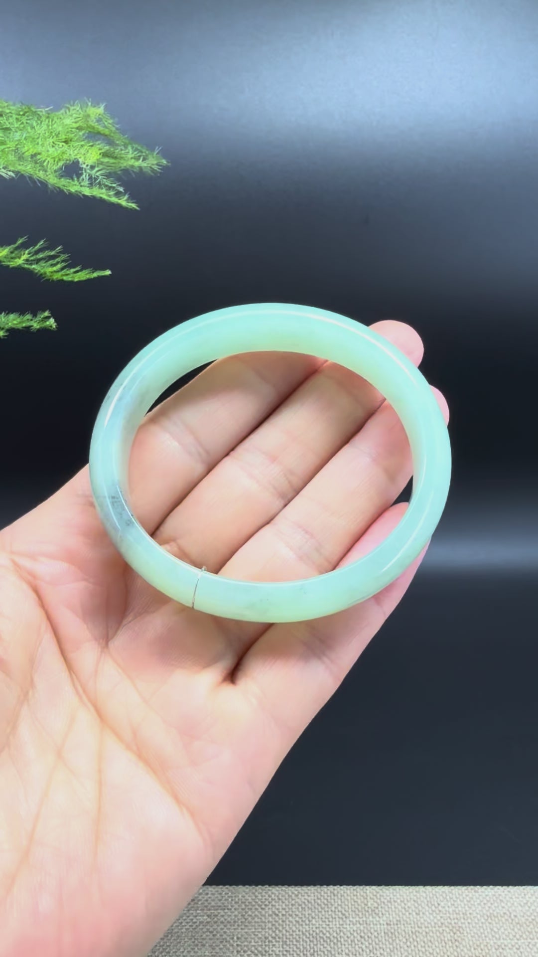 Load and play video in Gallery viewer, Genuine Burmese Green Black Jade Jadeite Bangle Bracelet (55.3*49.6mm)
