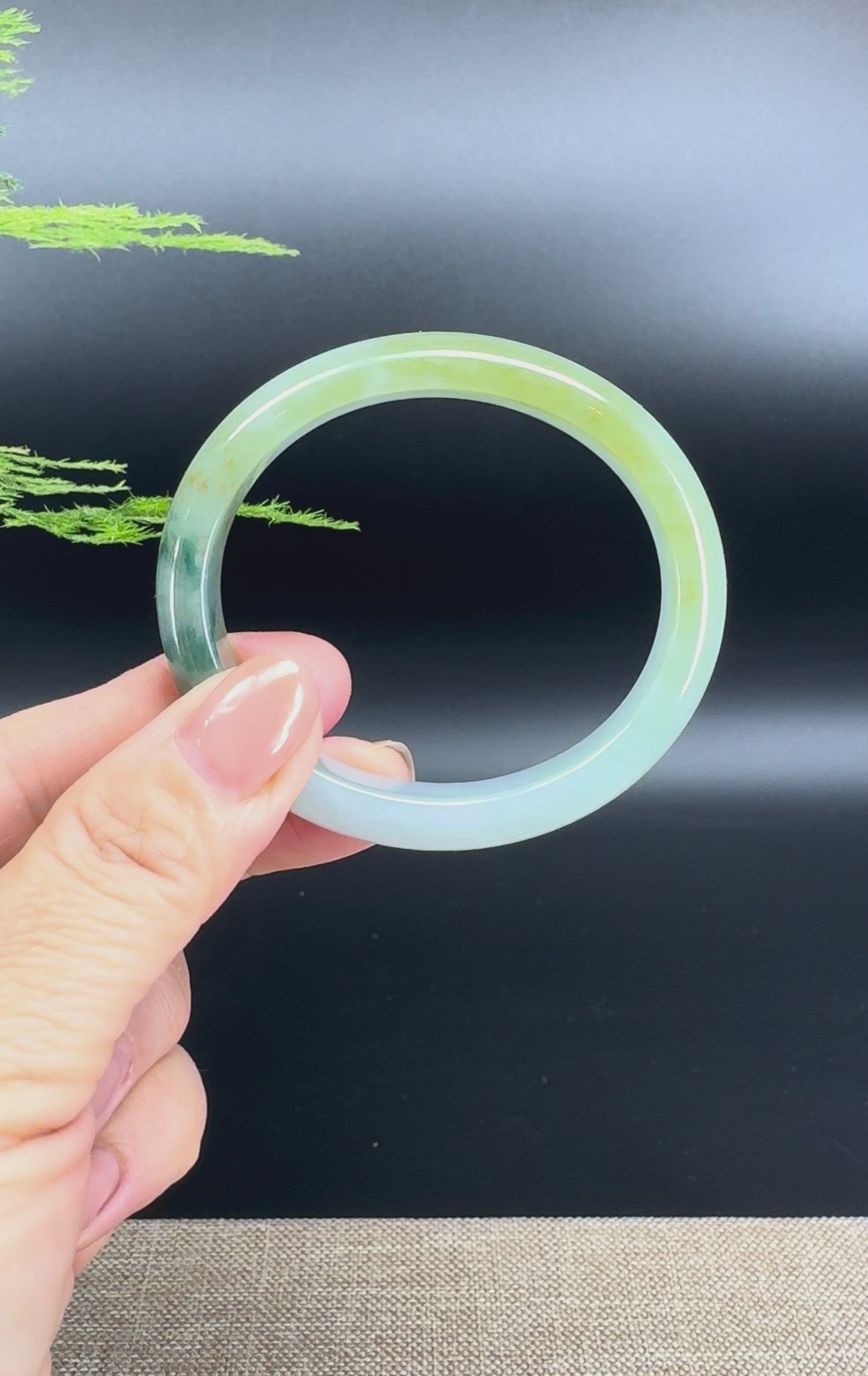 Load and play video in Gallery viewer, Genuine Burmese Blue Flower Green Jade Jadeite Bangle Bracelet (53.9mm*47.3mm)
