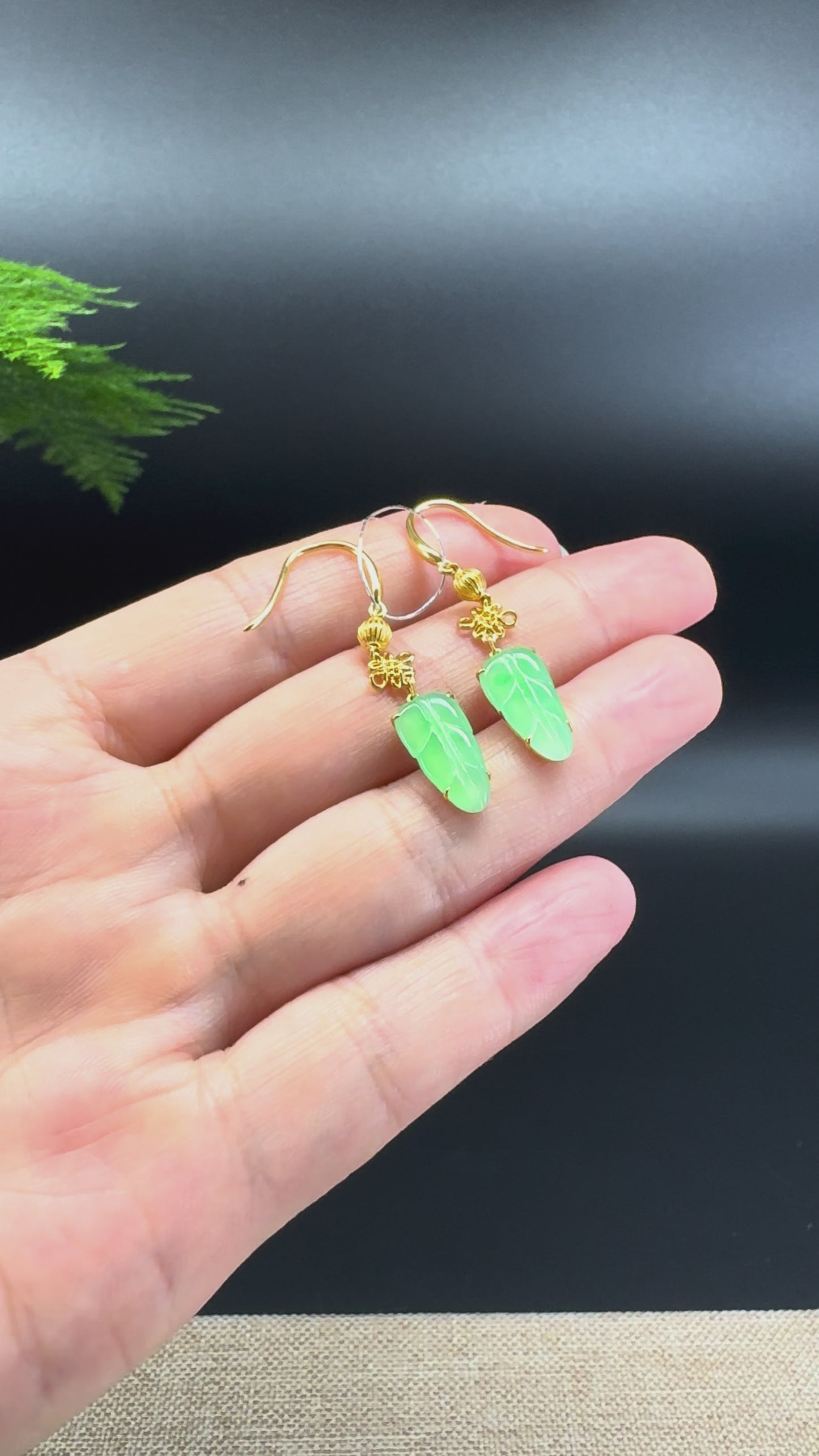 Load and play video in Gallery viewer, 18k Yellow Gold Genuine Apple Green Jadeite Jade Leaf Earrings
