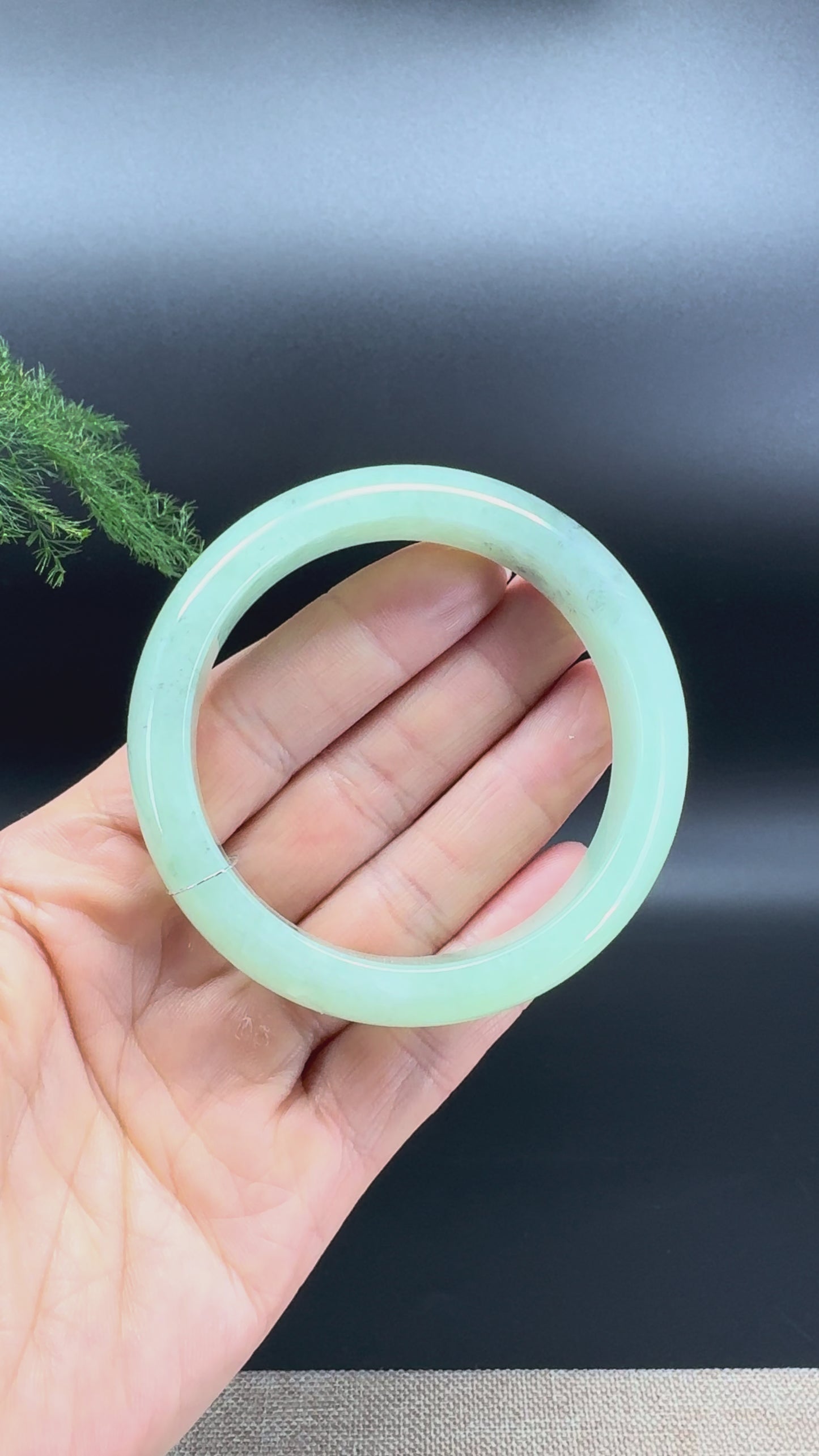 Load and play video in Gallery viewer, Genuine Burmese Apple Green Jade Jadeite Bangle Bracelet ( 56.2mm )
