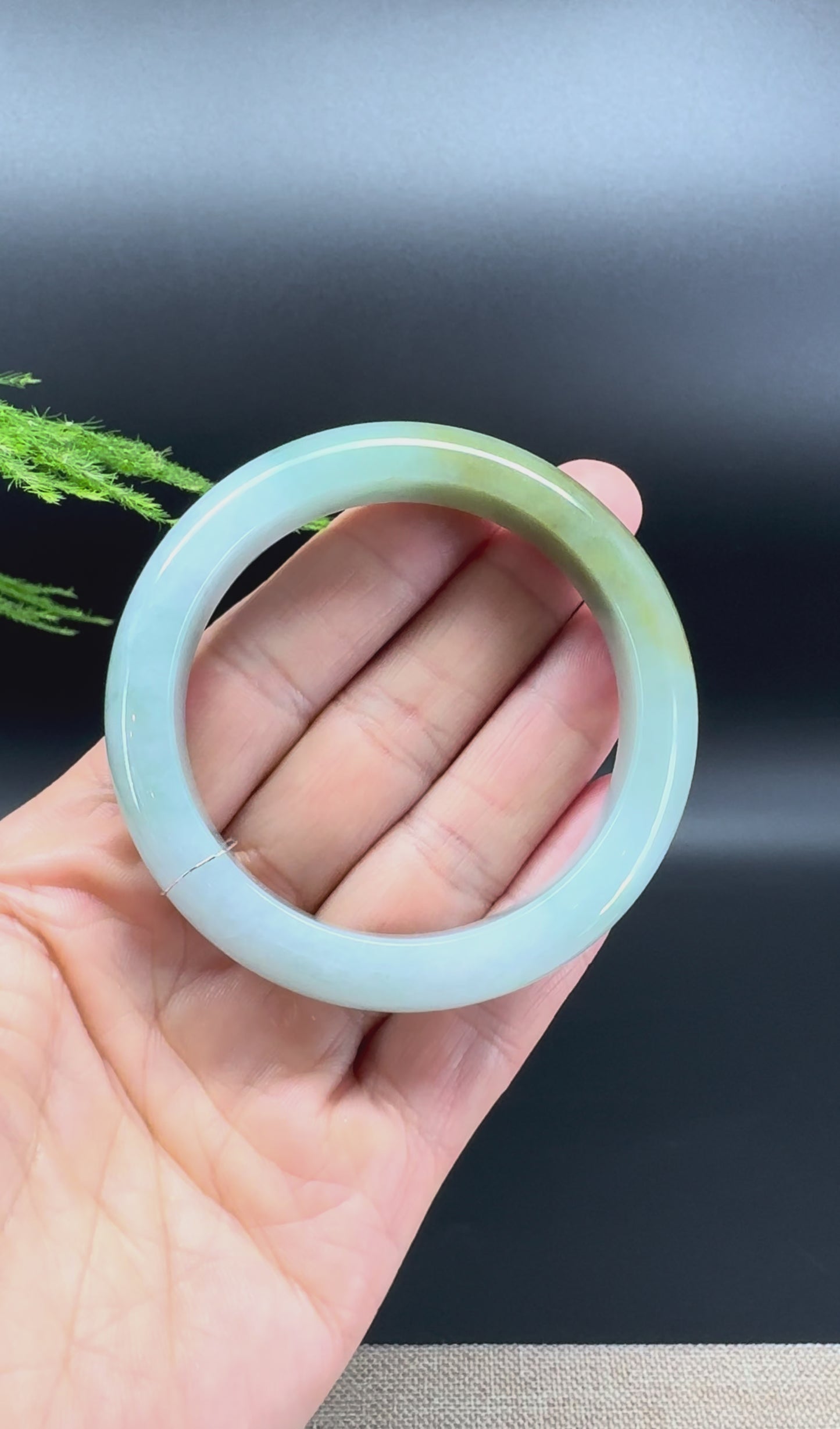Load and play video in Gallery viewer, Genuine Burmese Yellow Green Jade Jadeite Bangle Bracelet ( 53.2mm )
