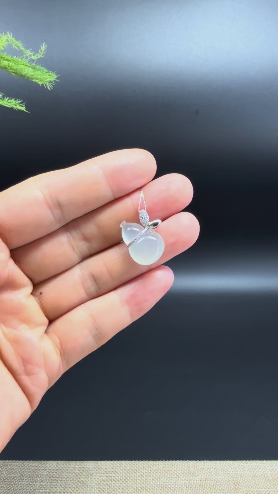 Load and play video in Gallery viewer, Genuine Icy Jadeite Jade Good Luck Hulu Necklace With 18K White Gold Diamonds Bail
