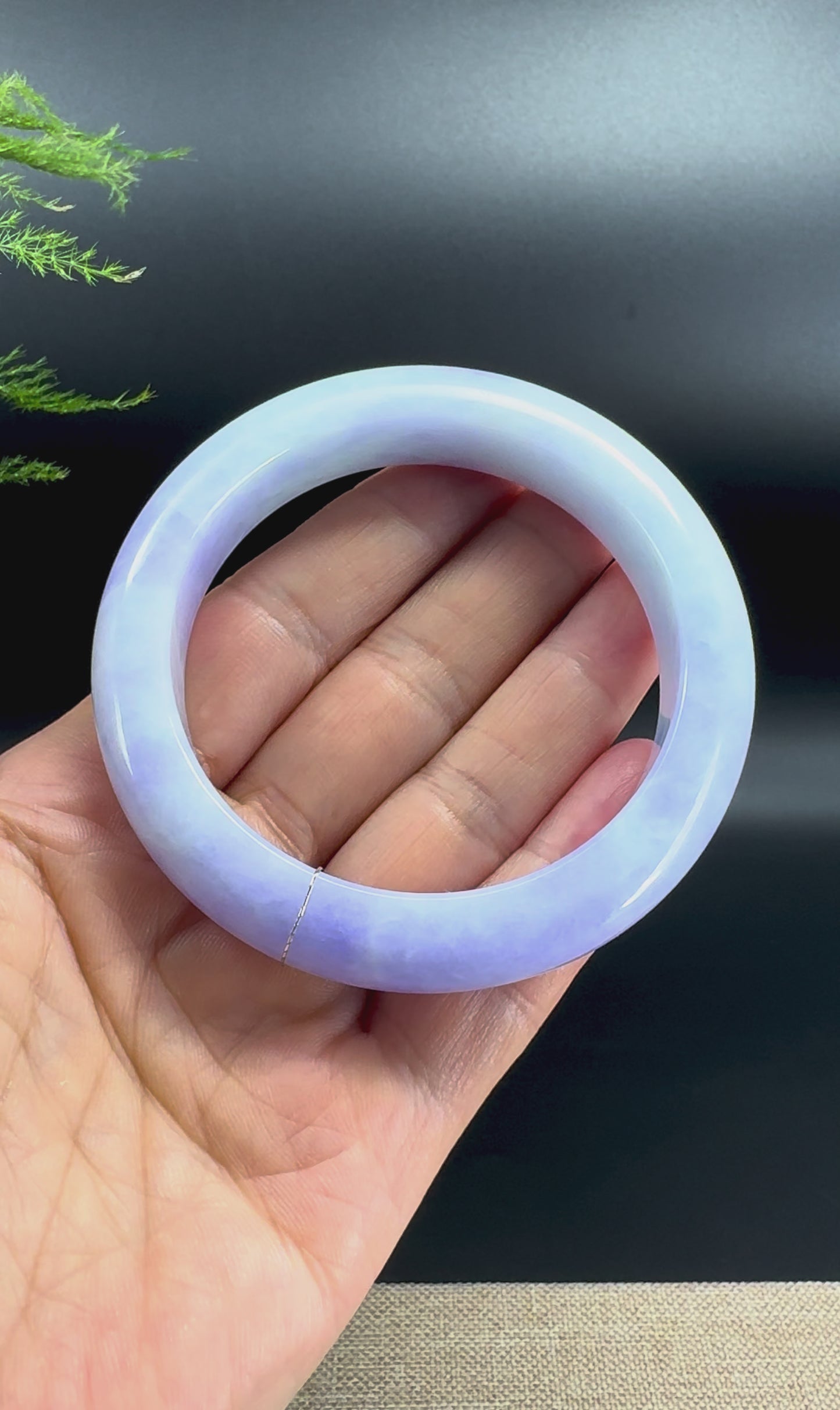 Load and play video in Gallery viewer, Genuine Burmese Lavender Jade Jadeite Bangle Bracelet (57.7mm)
