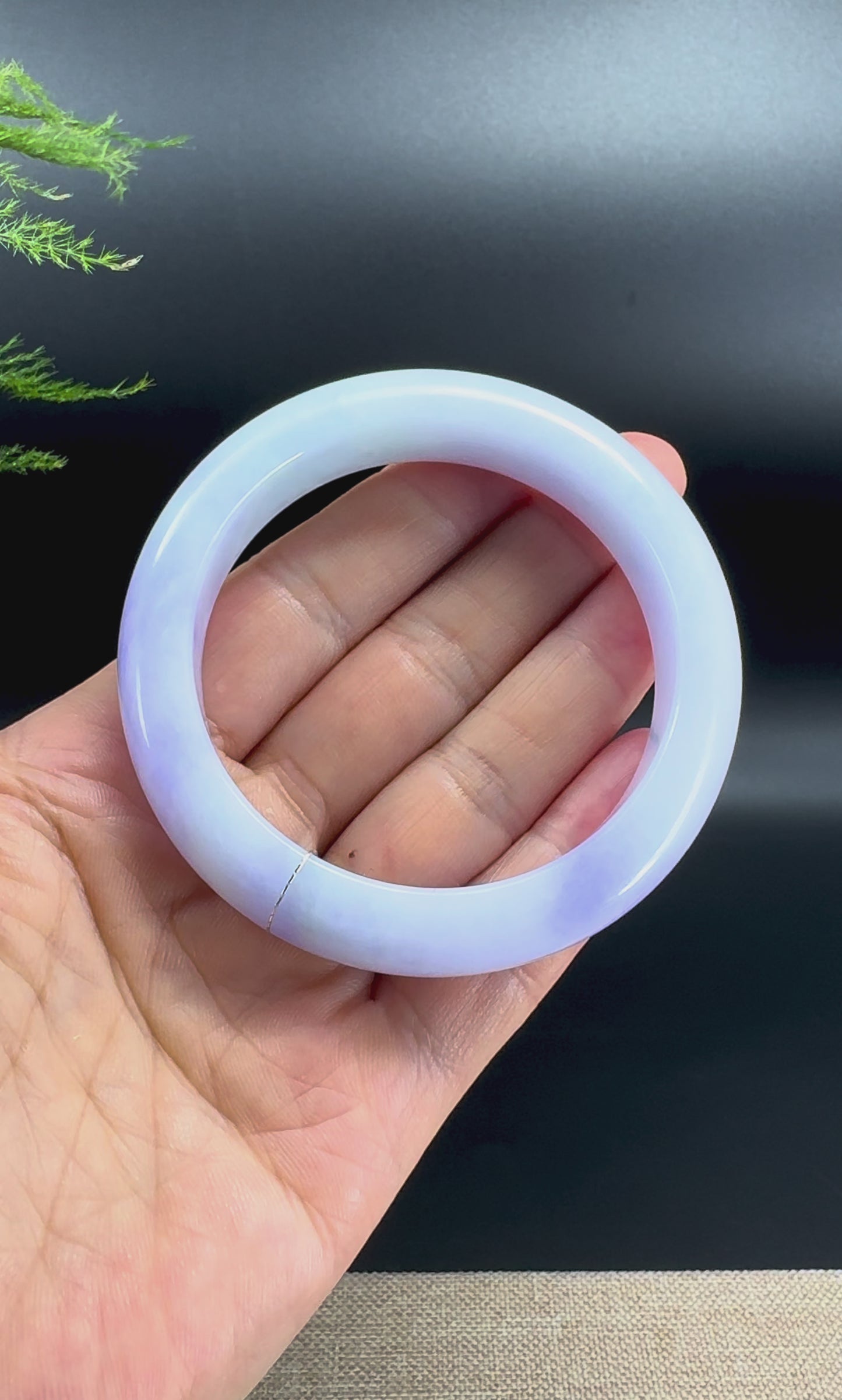 Load and play video in Gallery viewer, Genuine Burmese Lavender Jade Jadeite Bangle Bracelet (56.6mm)
