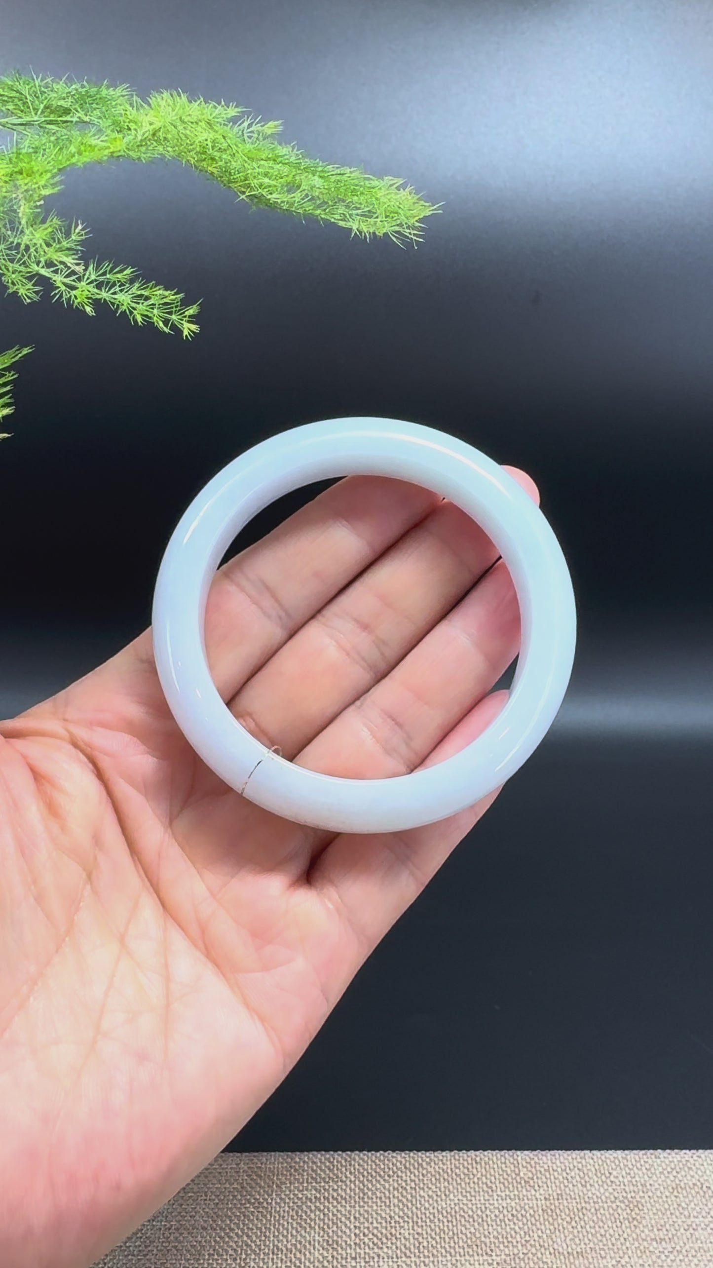 Load and play video in Gallery viewer, Genuine Burmese Lavender Green Jadeite Jade Bangle Bracelet ( 55.3mm )
