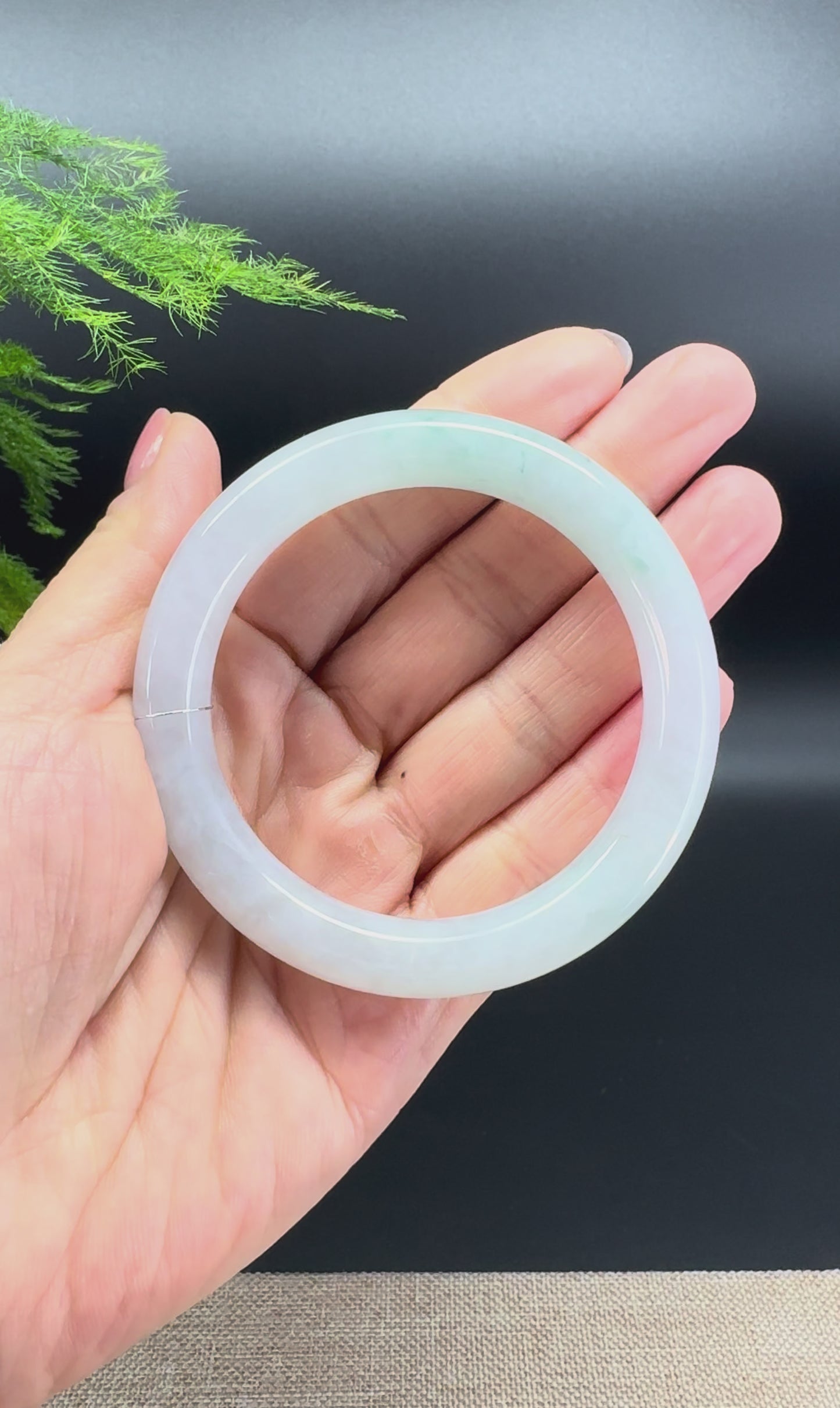 Load and play video in Gallery viewer, Genuine Burmese Icy Green Jade Jadeite Bangle Bracelet ( 53.7mm )

